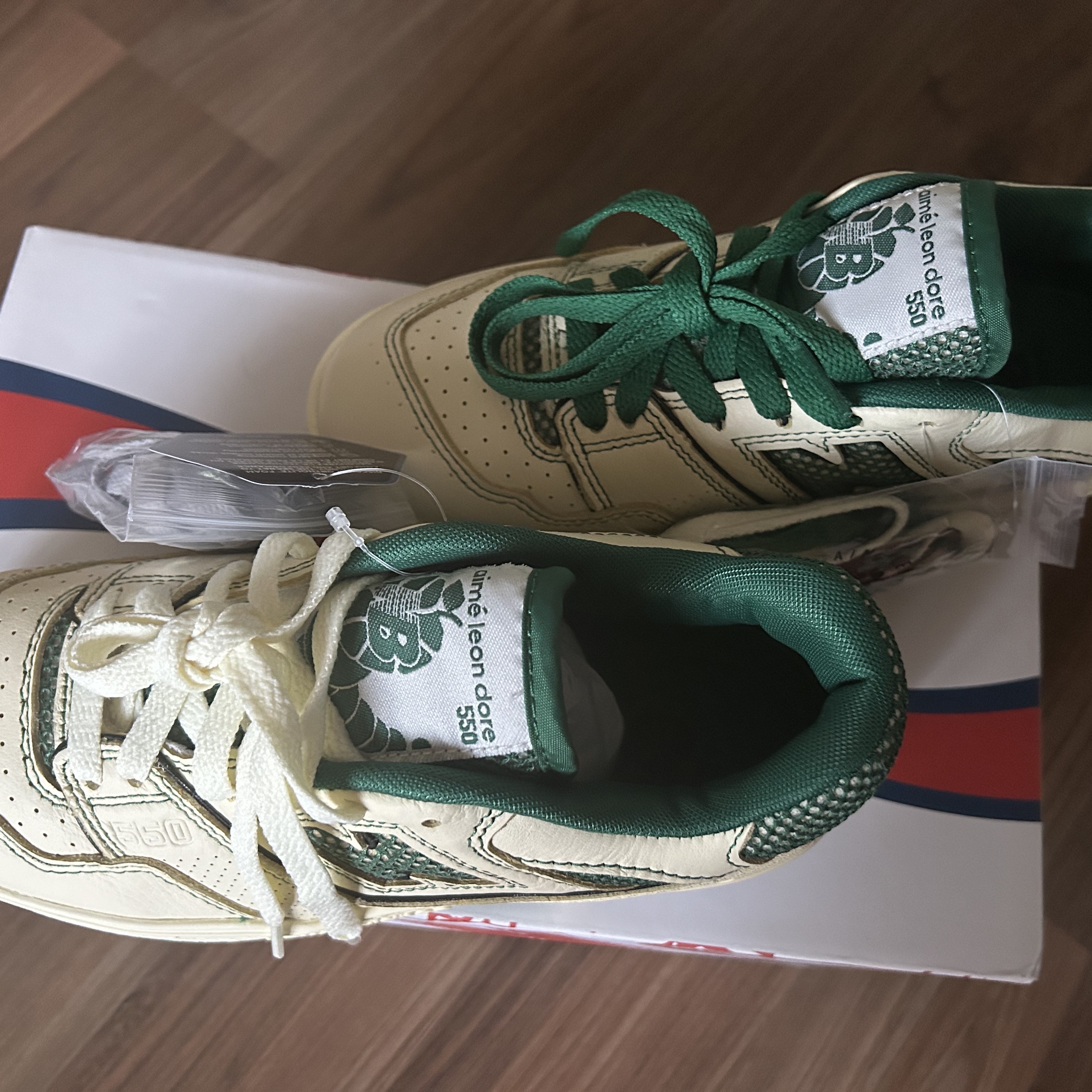 New Balance x Aime Leon Dore 550 Dawn Glow Classic Pine 착용 스타일