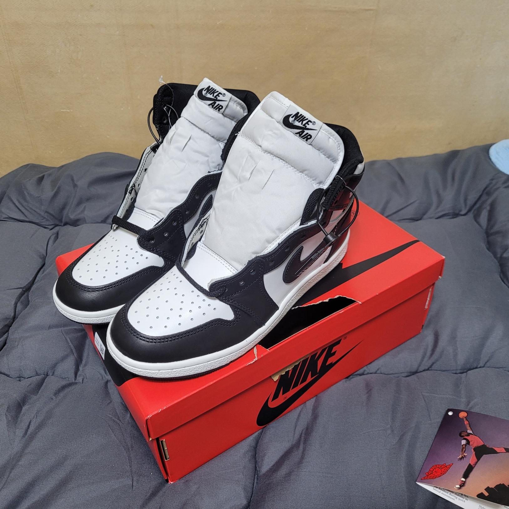 Jordan 1 High 85 Black White 착용 스타일 - 2