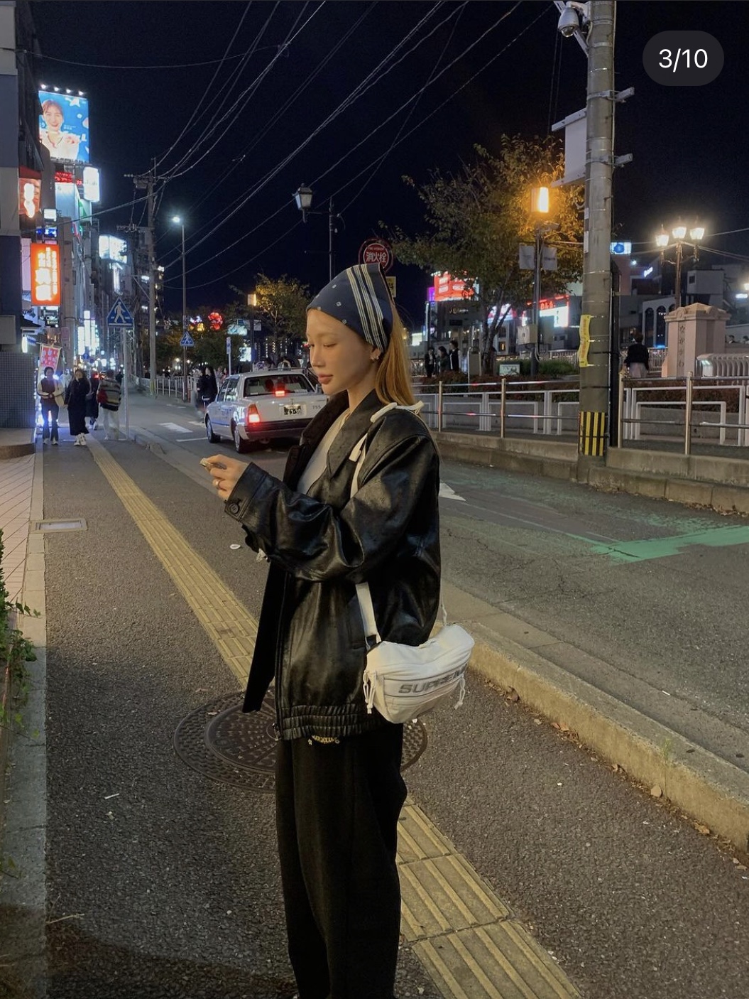 Supreme Waist Bag White - 23FW 착용 스타일