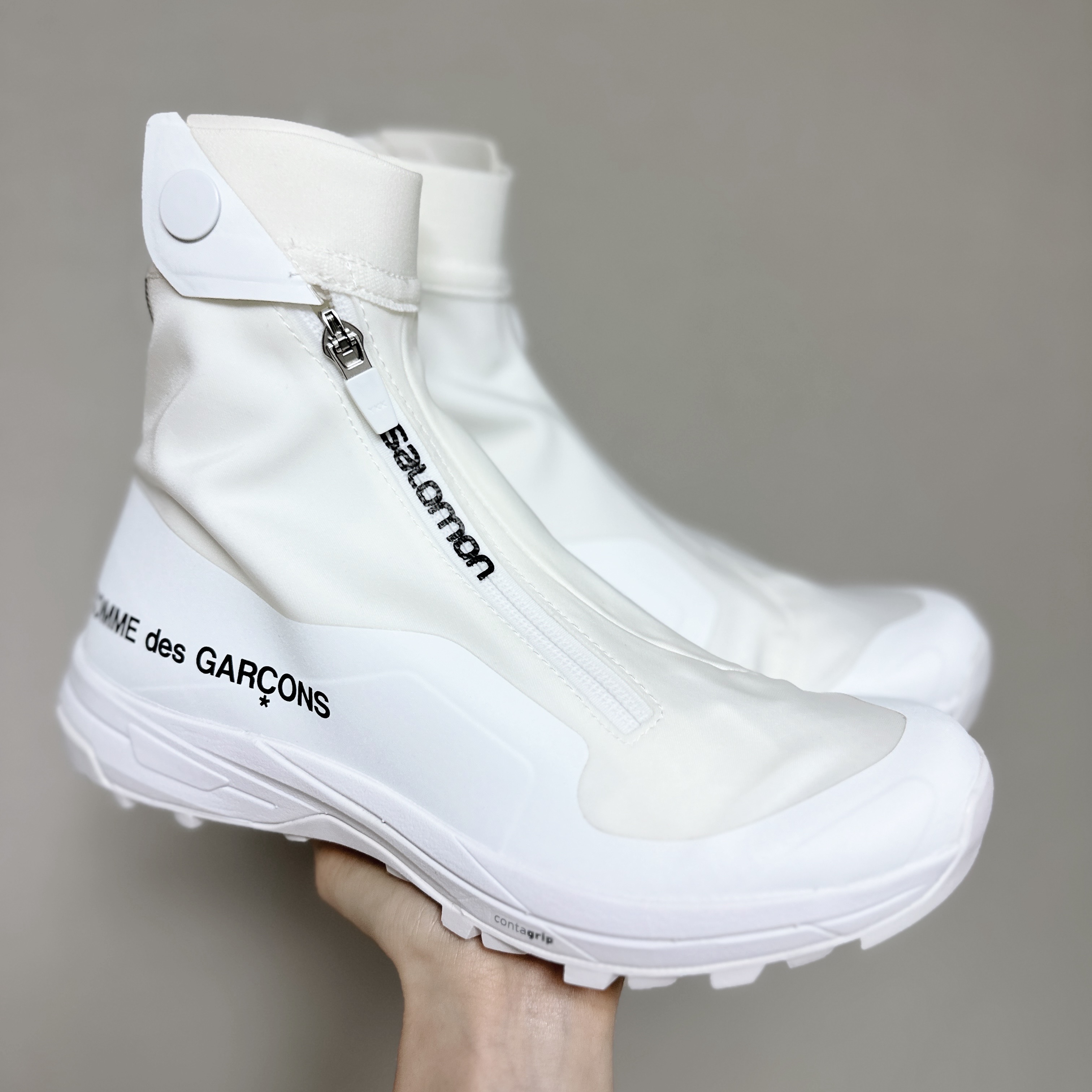 Salomon x Comme des Garcons XA-Alpine 2 White 착용 스타일 - 2