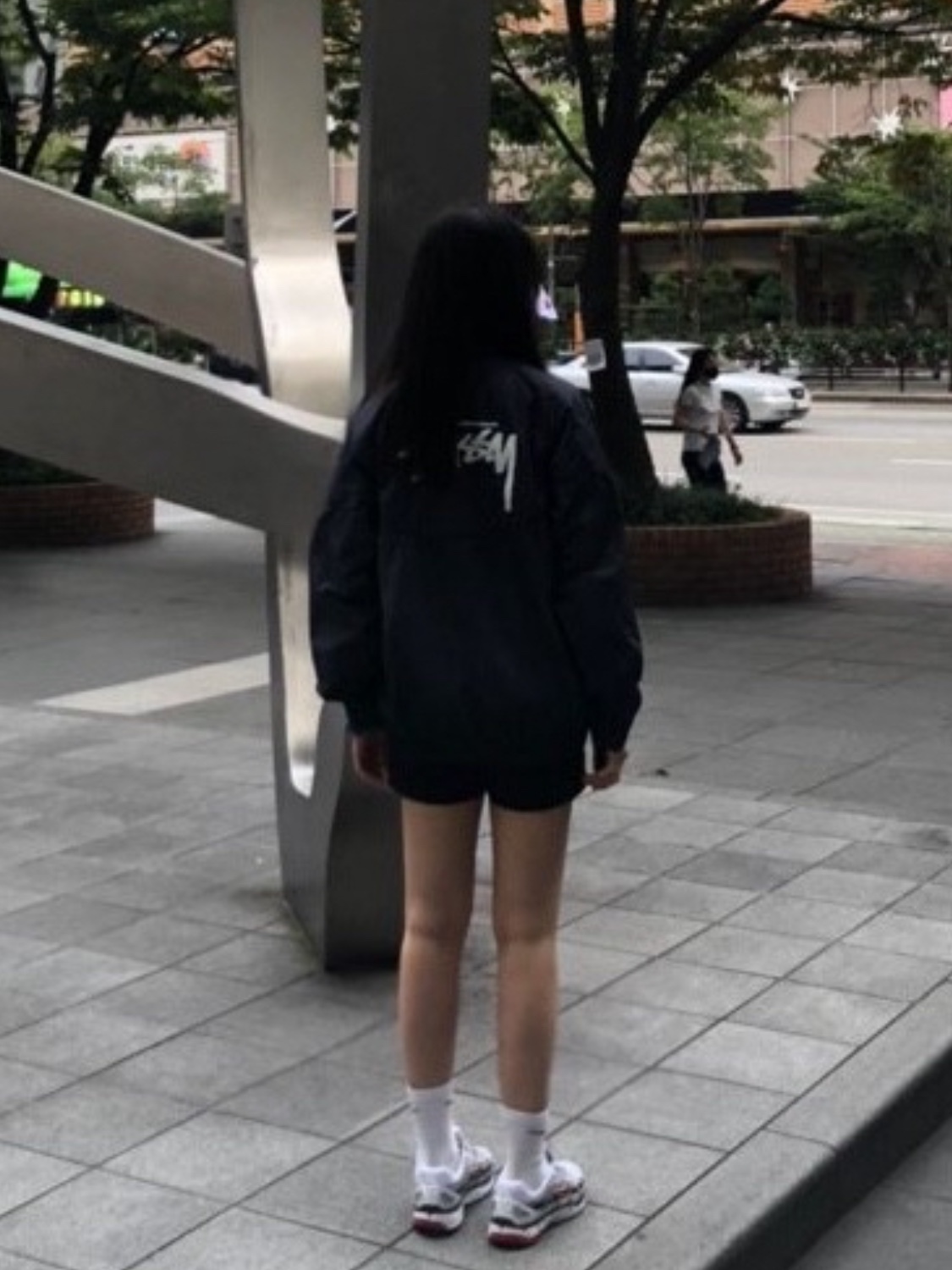 Nike x Stussy Windrunner Jacket Off Noir 착용 스타일 - 4