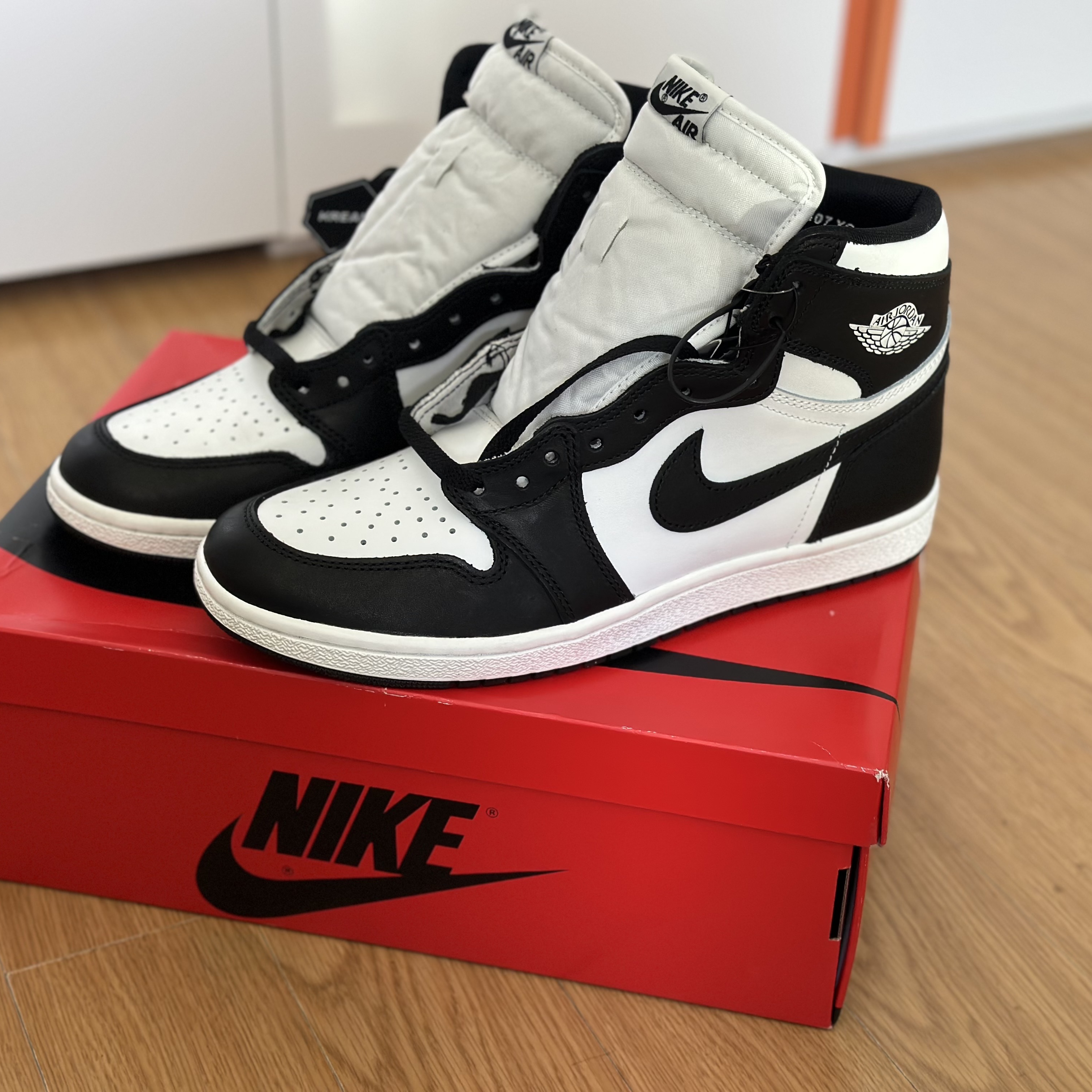 Jordan 1 High 85 Black White 착용 스타일 - 2