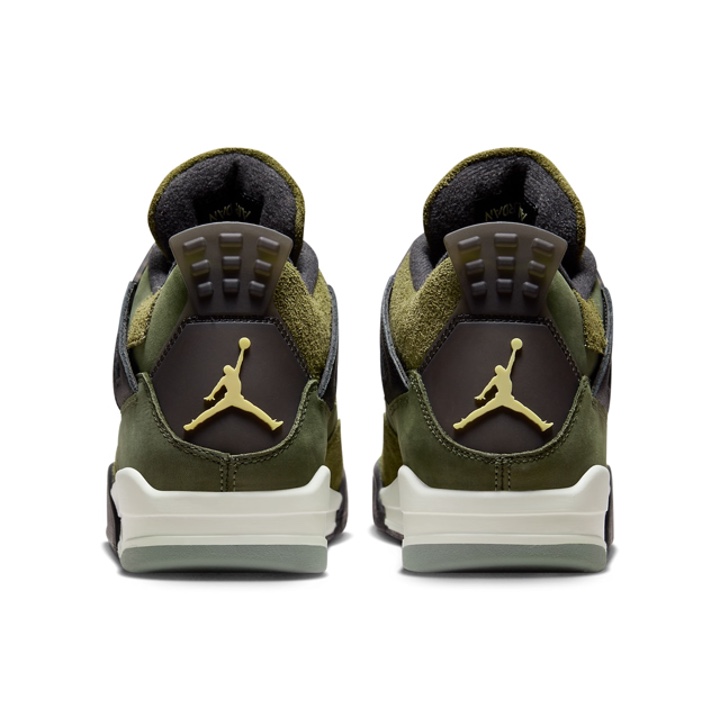 Jordan 4 Retro SE Craft Medium Olive 착용 스타일 - 5