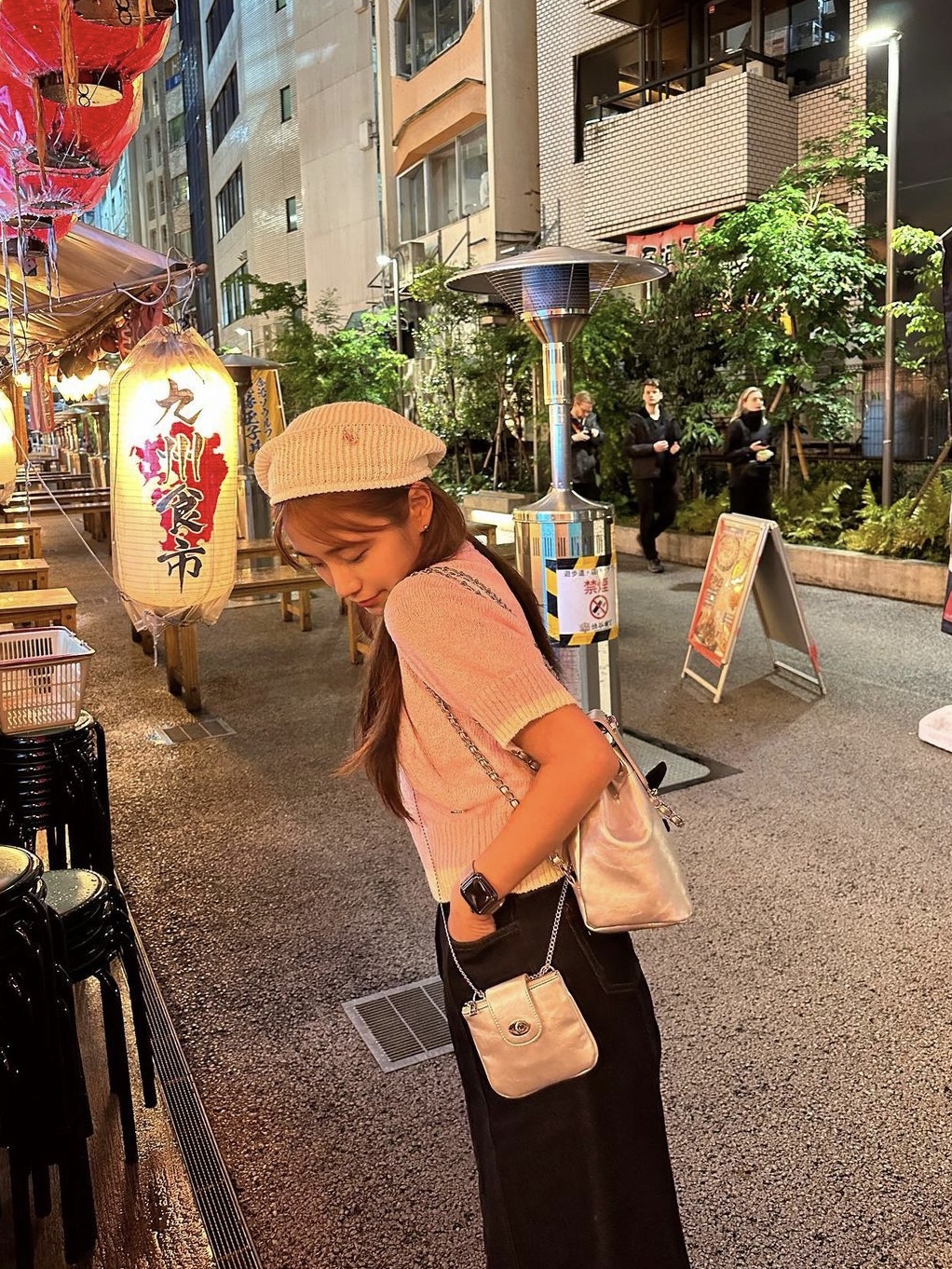 Anoetic Anc Classic Backpack Silver, Anoetic Anc Flap Mini Bag Silver 착용 스타일 - 2