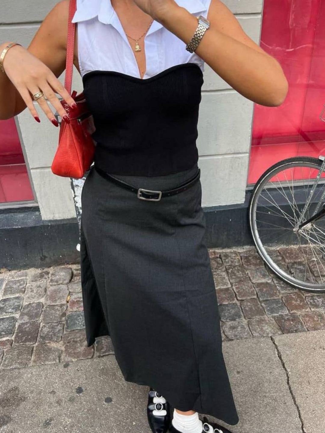 COS Denim Maxi Skirt Black, Millo Women Cut Off Pleated Skirt Black 착용 스타일 - 2