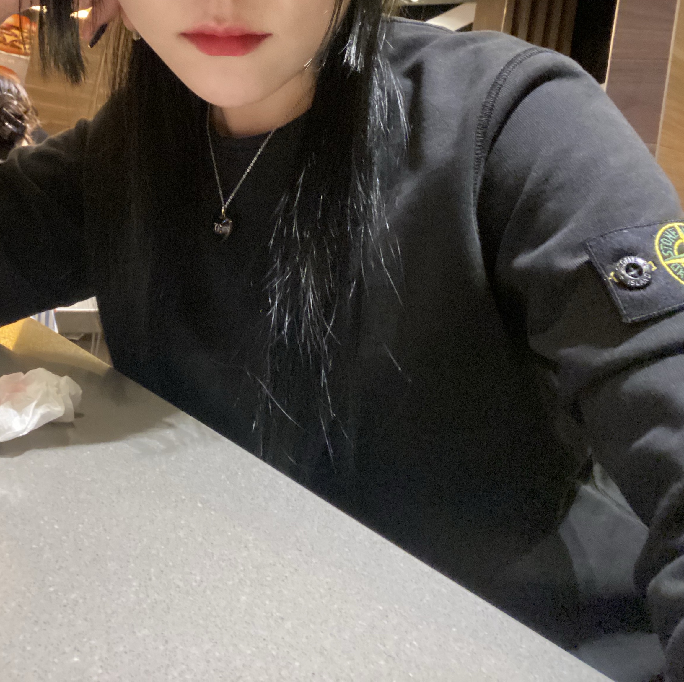 (Kids) Stone Island 61320 Garment Dyed Cotton Fleece Crewneck Sweatshirt Black - 23FW 착용 스타일 - 2