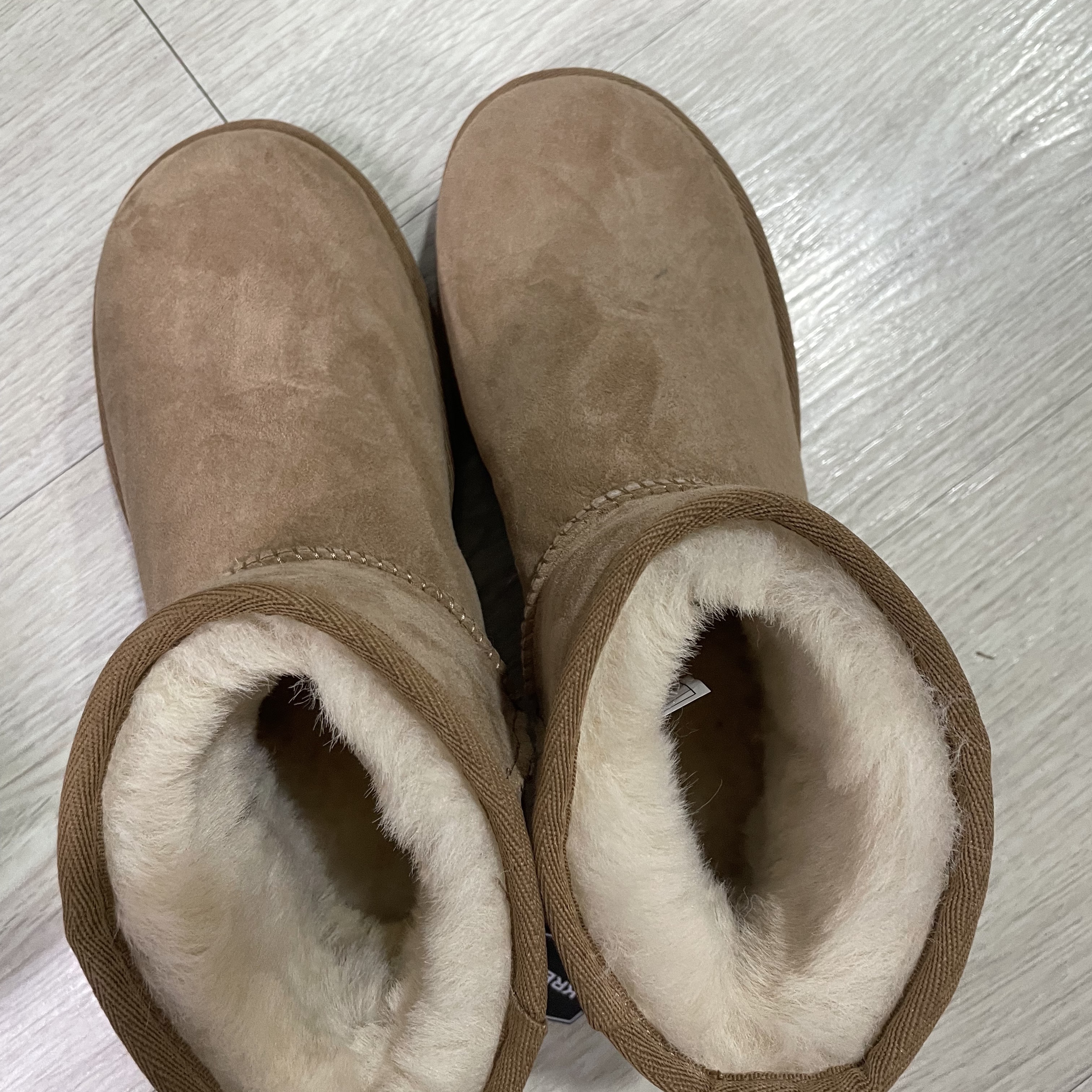 (W) UGG Classic Mini II Boots Chestnut 착용 스타일