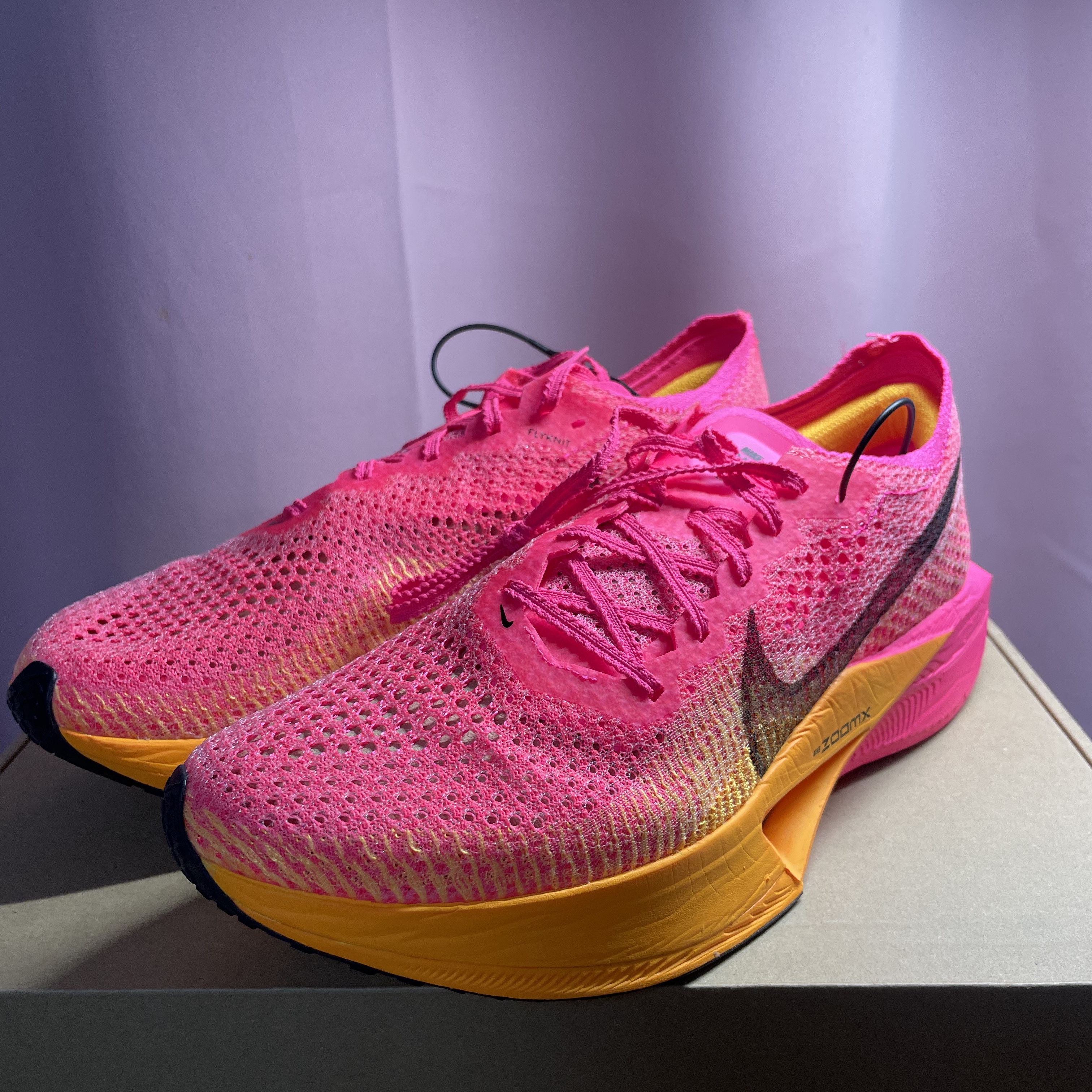 Nike ZoomX Vaporfly Next% 3 Hyper Pink 착용 스타일 - 1