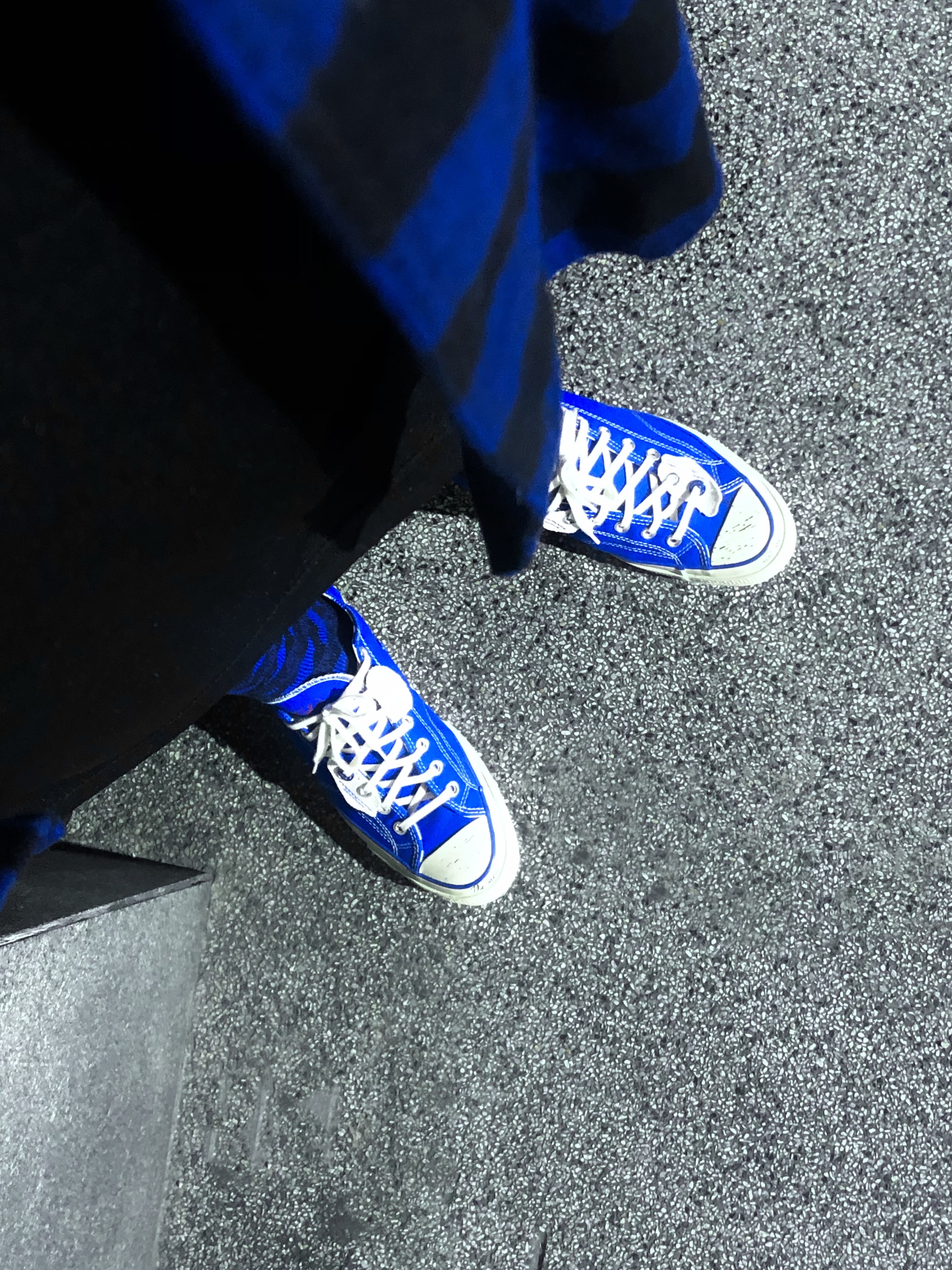 Converse x Ader Error Chuck 70 Ox Imperial Blue 착용 스타일