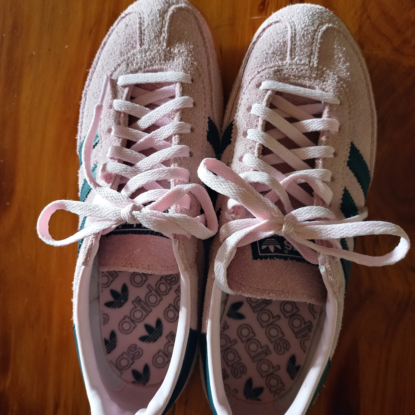 (W) Adidas Spezial Handball Clear Pink 착용 스타일