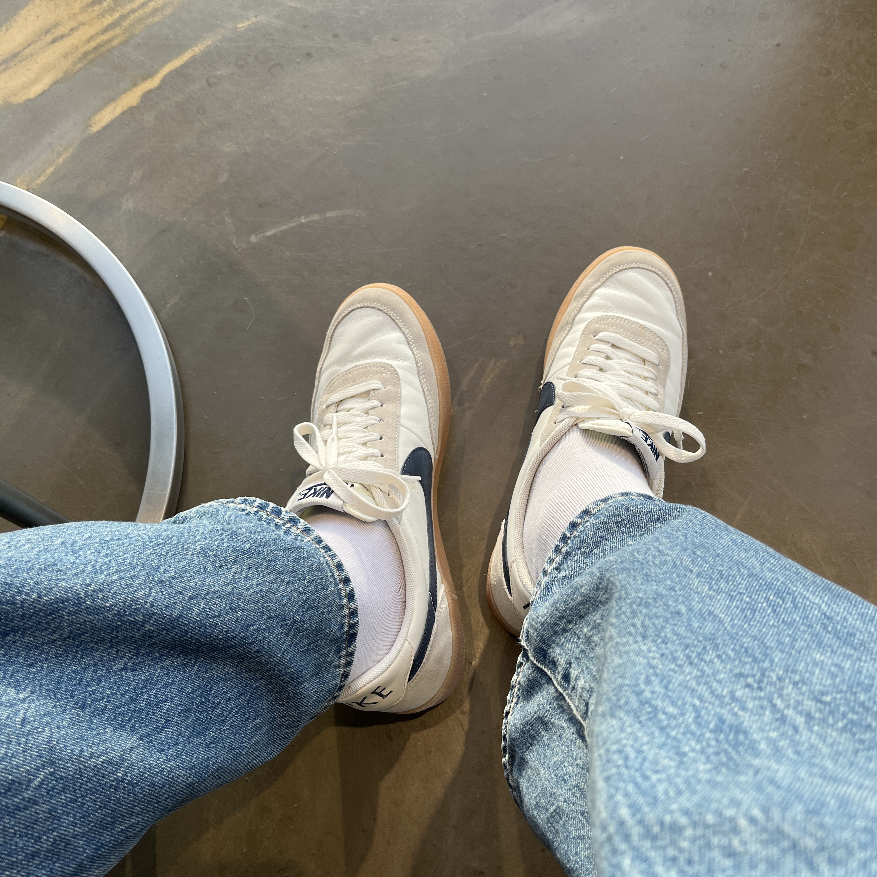 Nike x J.Crew Killshot 2 Sail Midnight Navy 착용 스타일
