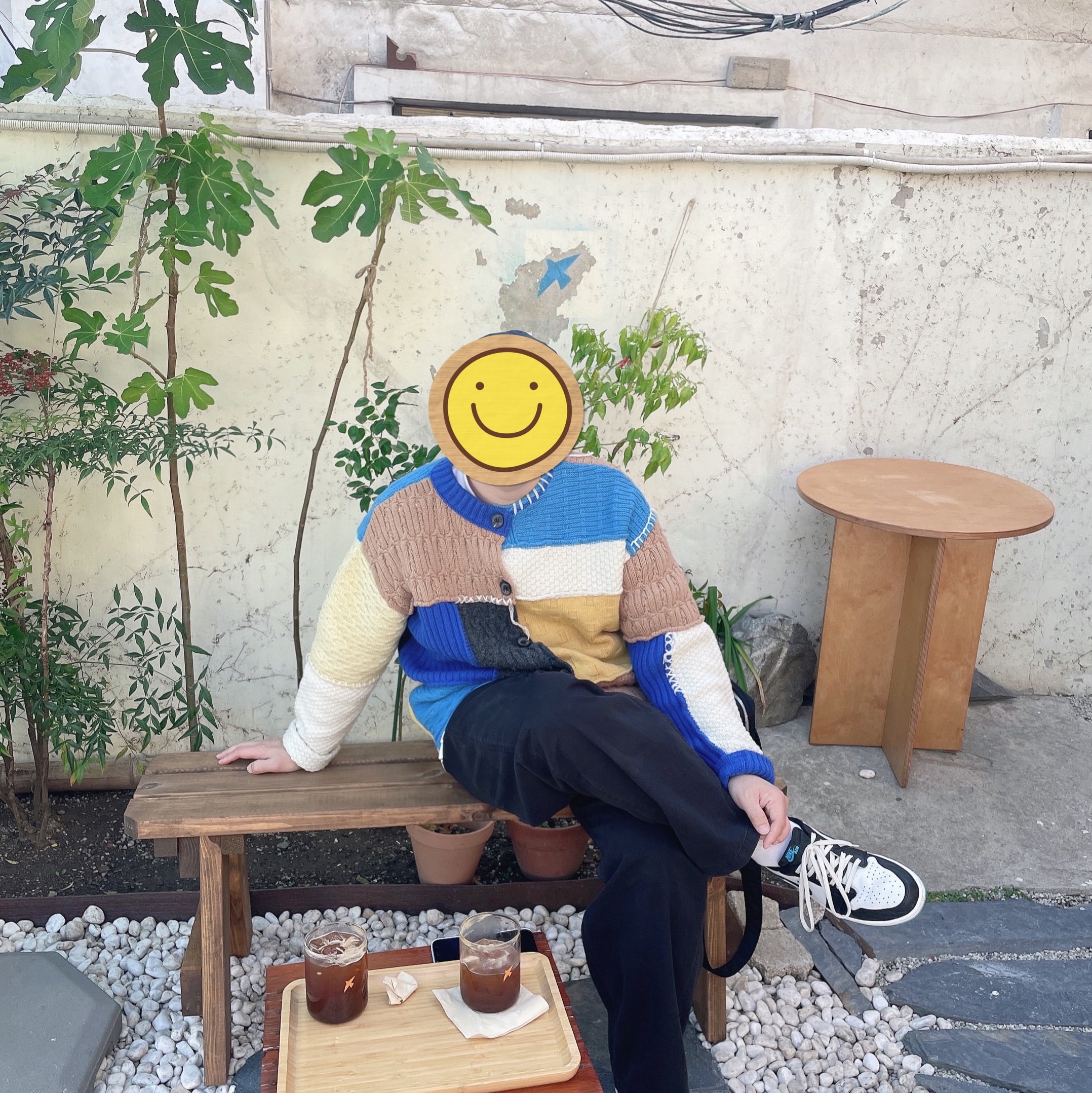 Zara x Ader Error Patchwork Oversize Knit Cardigan Multicolor, Jordan 1 Retro Low OG Black and Dark Powder Blue 착용 스타일 - 2