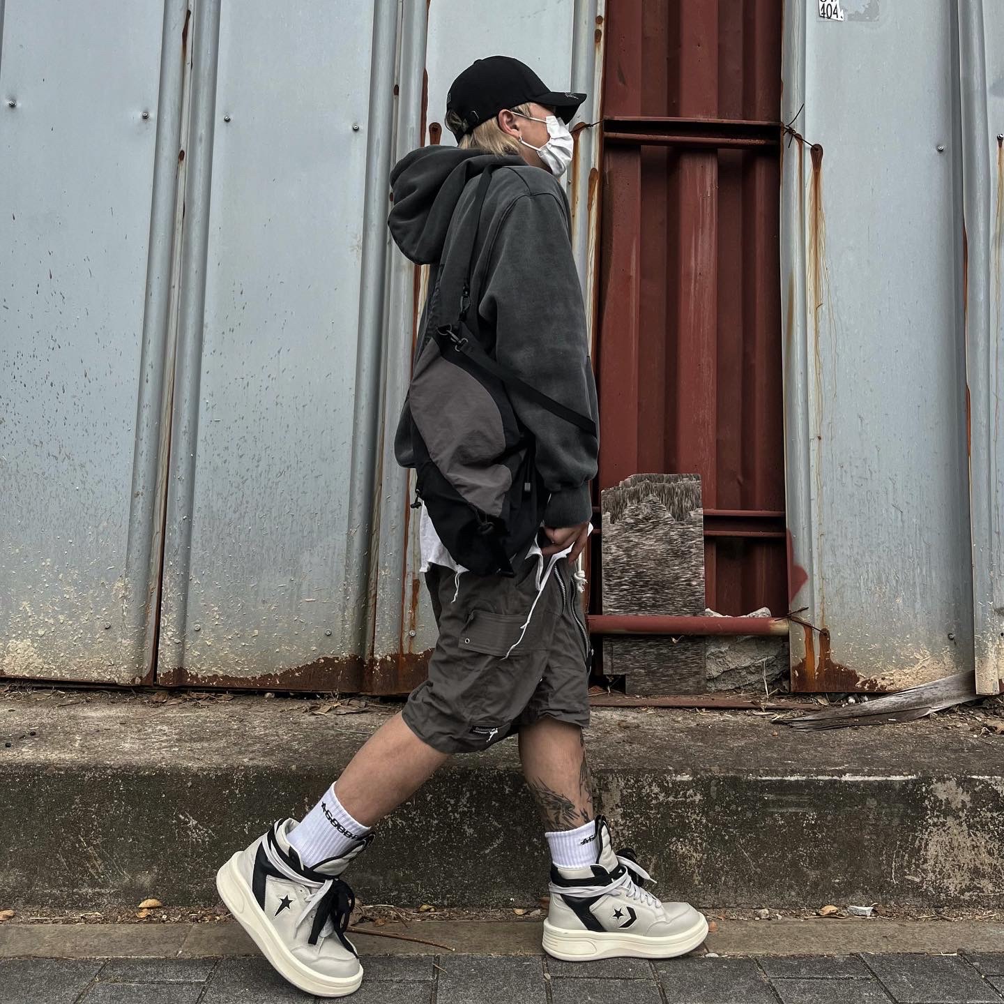 Converse x Drkshdw Turbowpn Pelican 착용 스타일 - 2