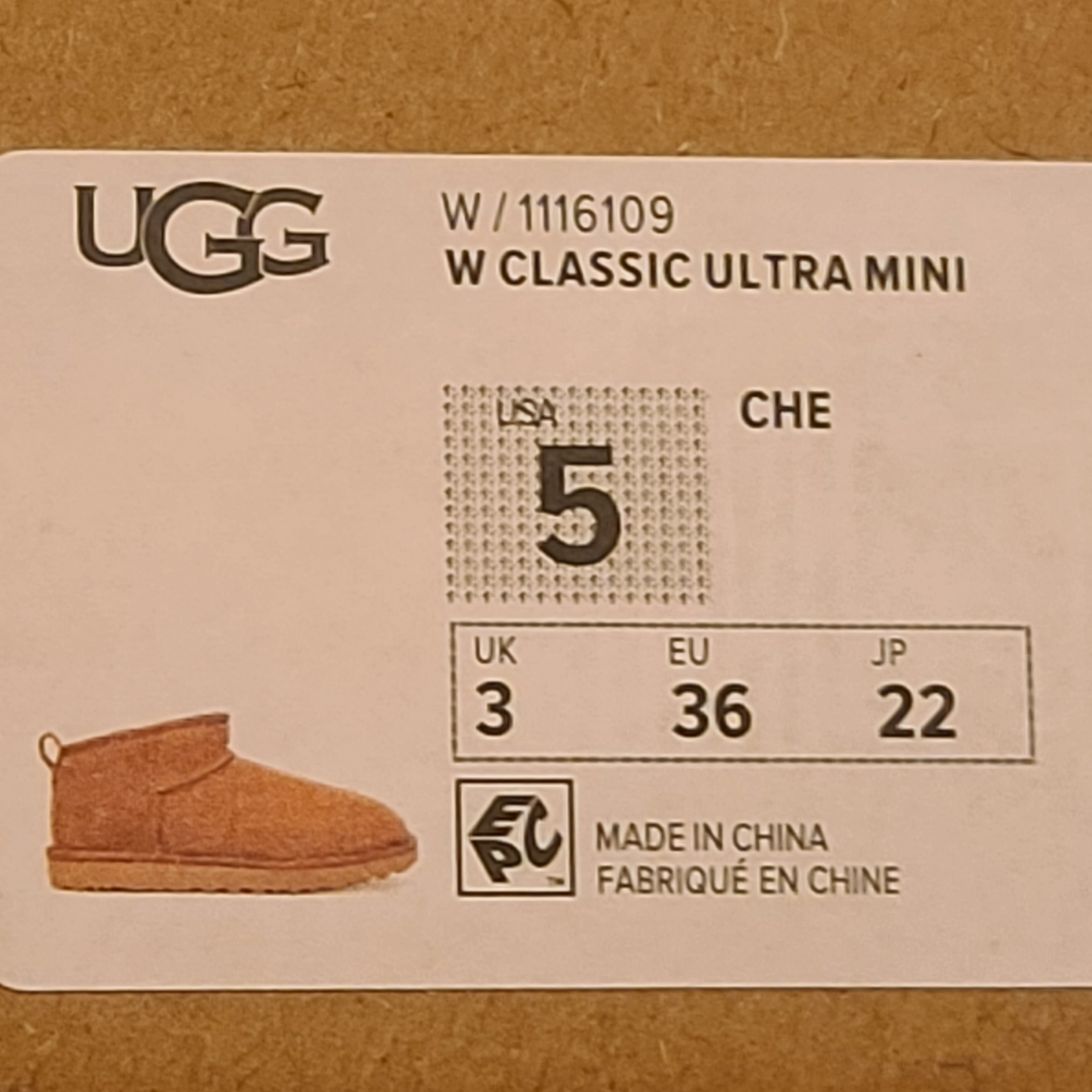 (W) UGG Classic Ultra Mini Boots Chestnut 착용 스타일 - 4
