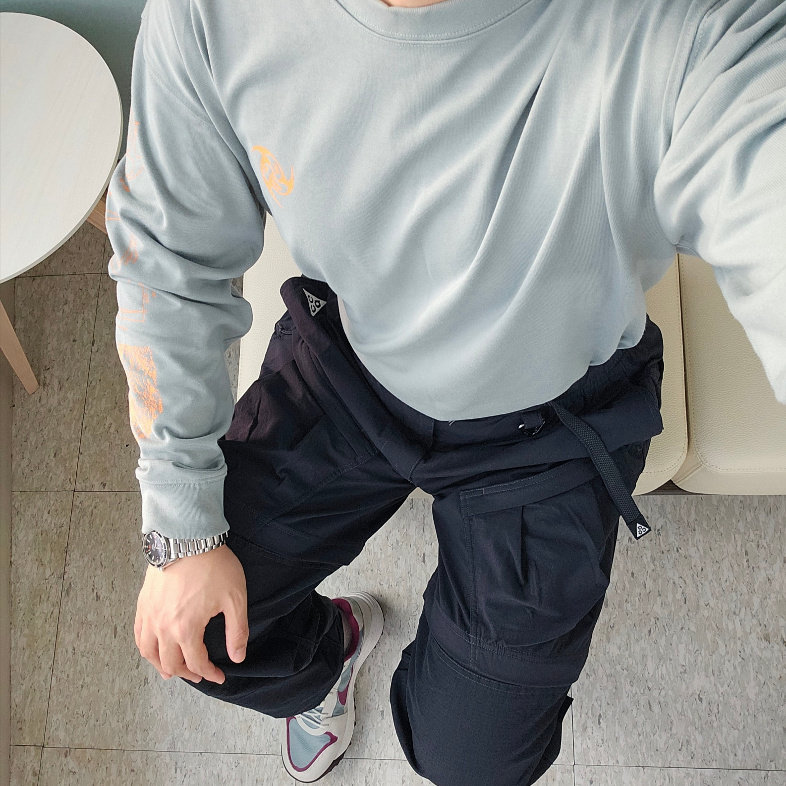 C.P. Company Metropolis Series Gore-Tex 3L Infinium Belted Coat Total Eclipse Blue - 23SS, Nike ACG Smith Summit Cargo Pants Black - Asia 착용 스타일 - 4