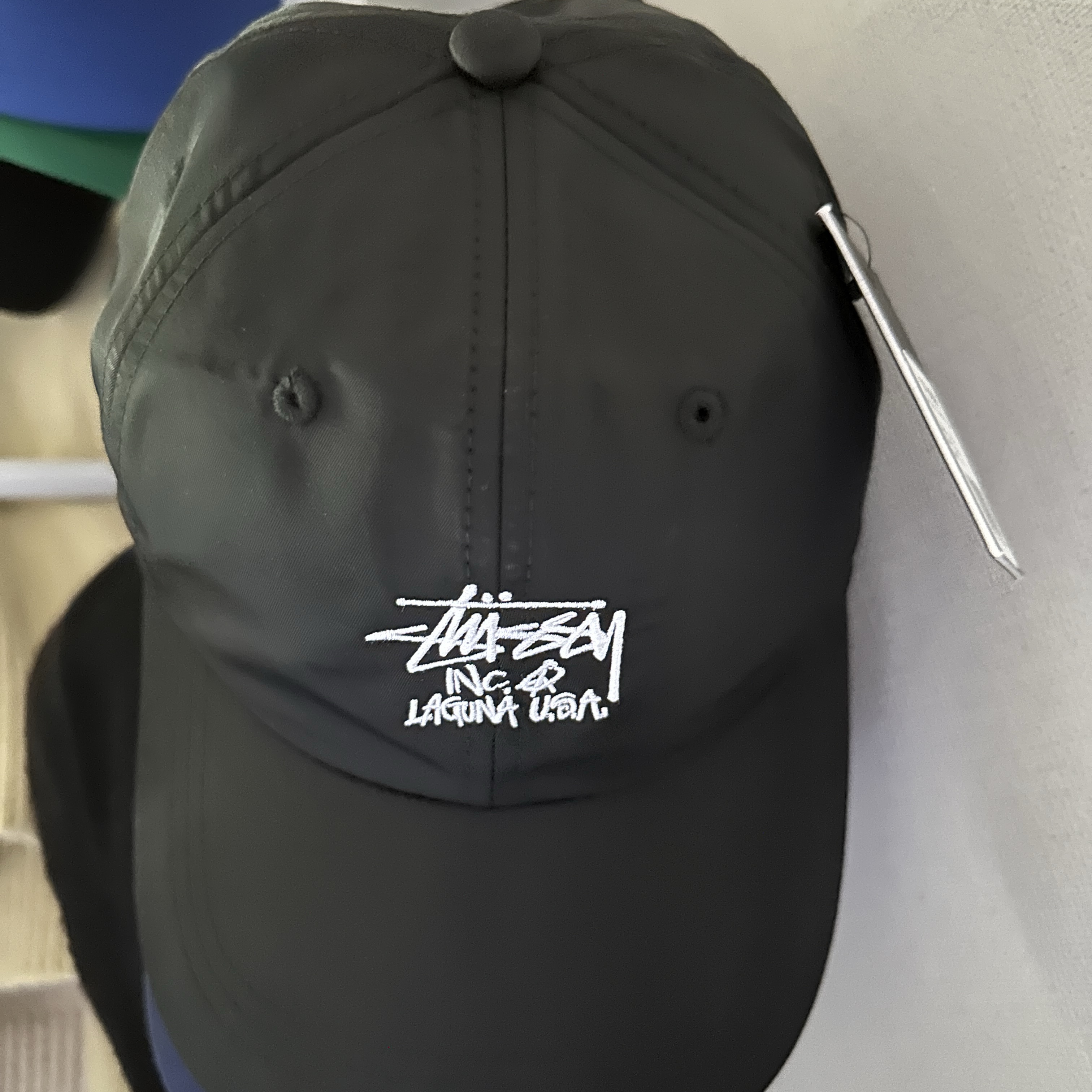Stussy Basic Stock Low Pro Cap Black 착용 스타일