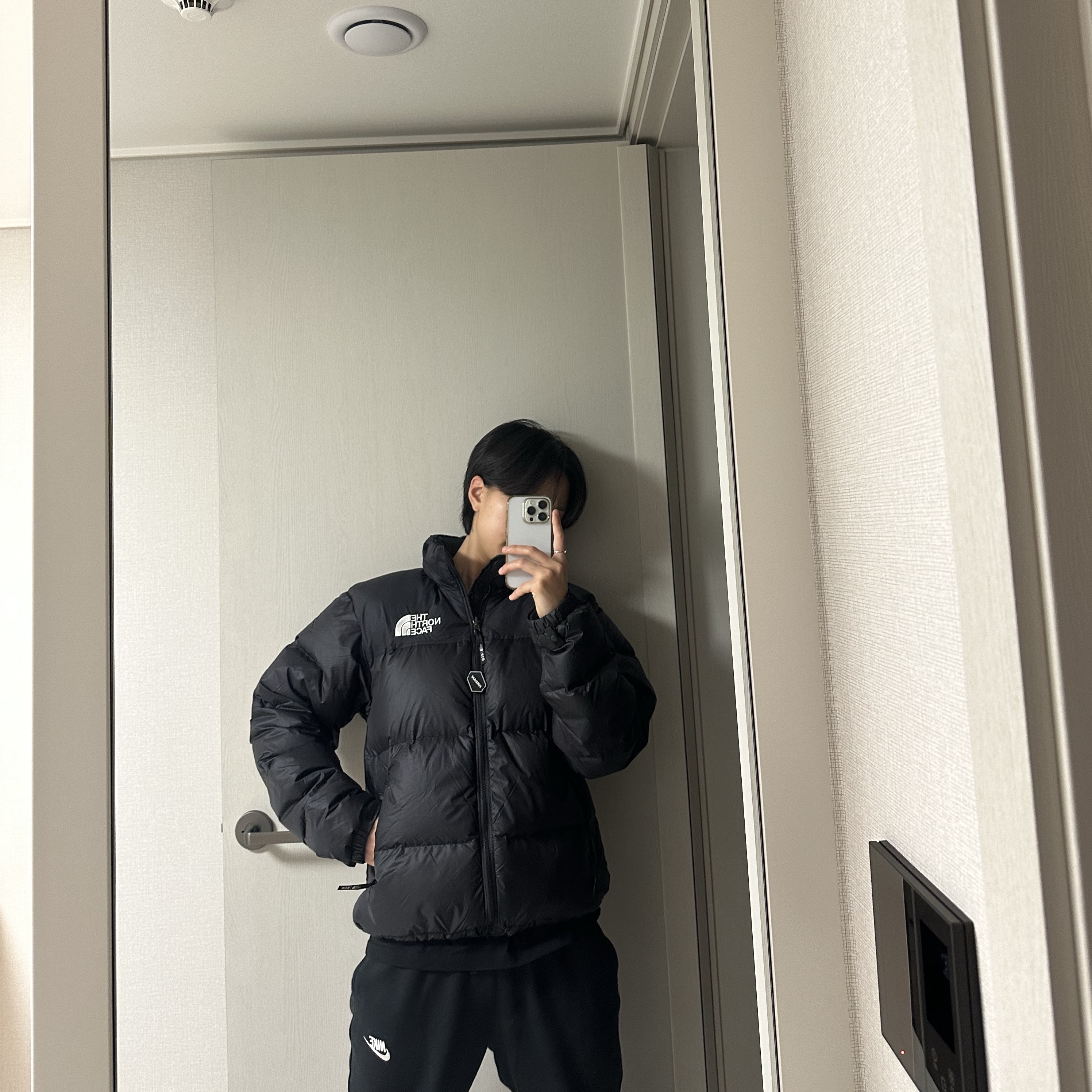 The North Face 1996 Eco Nuptse Jacket Black 착용 스타일
