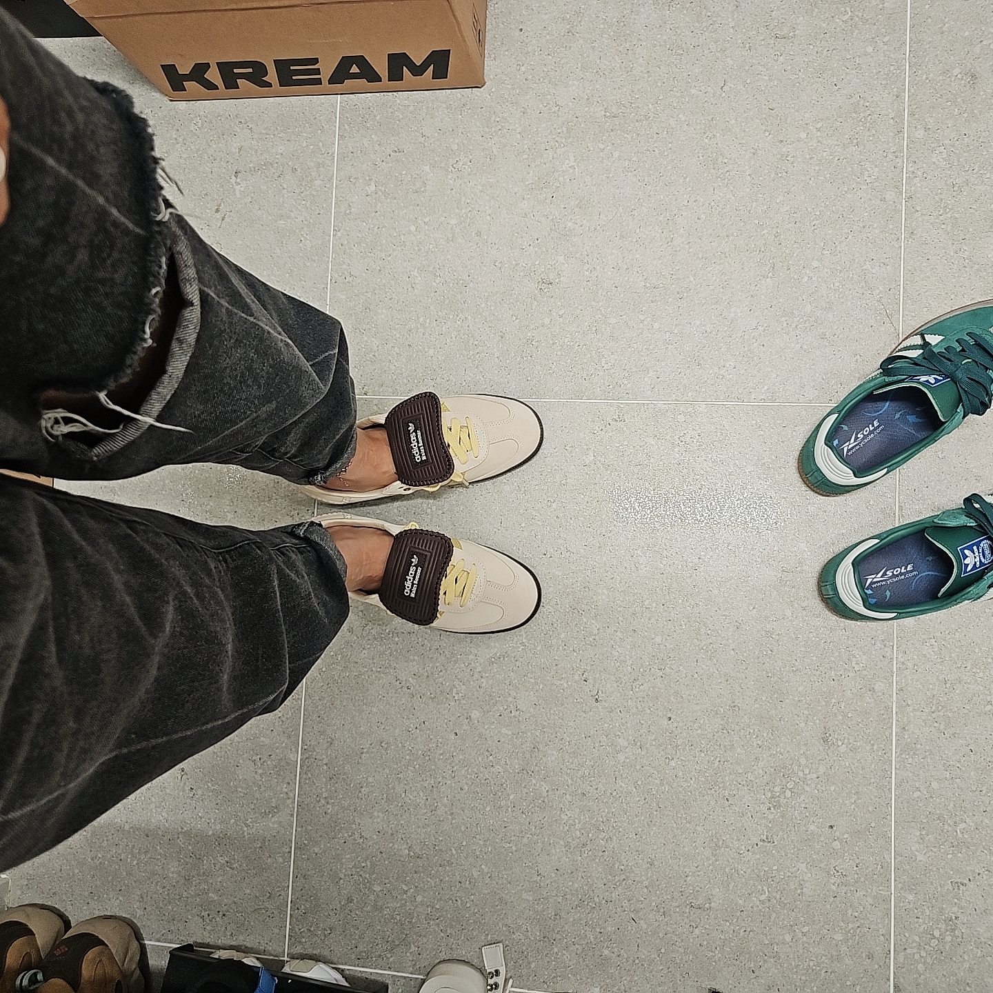 Adidas x Wales Bonner Samba Brown Ecru Tint 착용 스타일 - 1