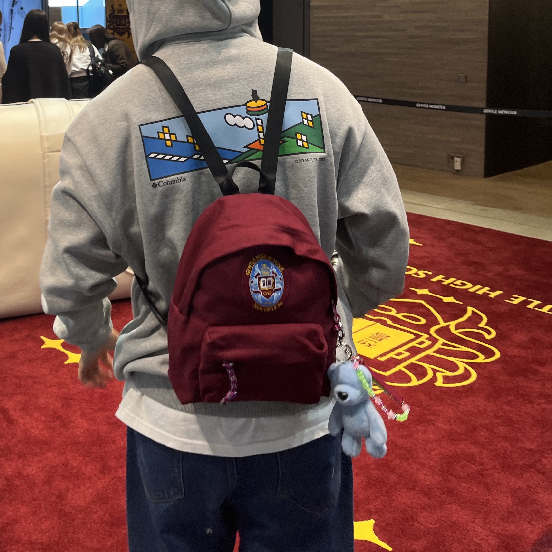 Gentle Monster 2024 Optical Gentle High School Backpack Package 착용 스타일 - 3