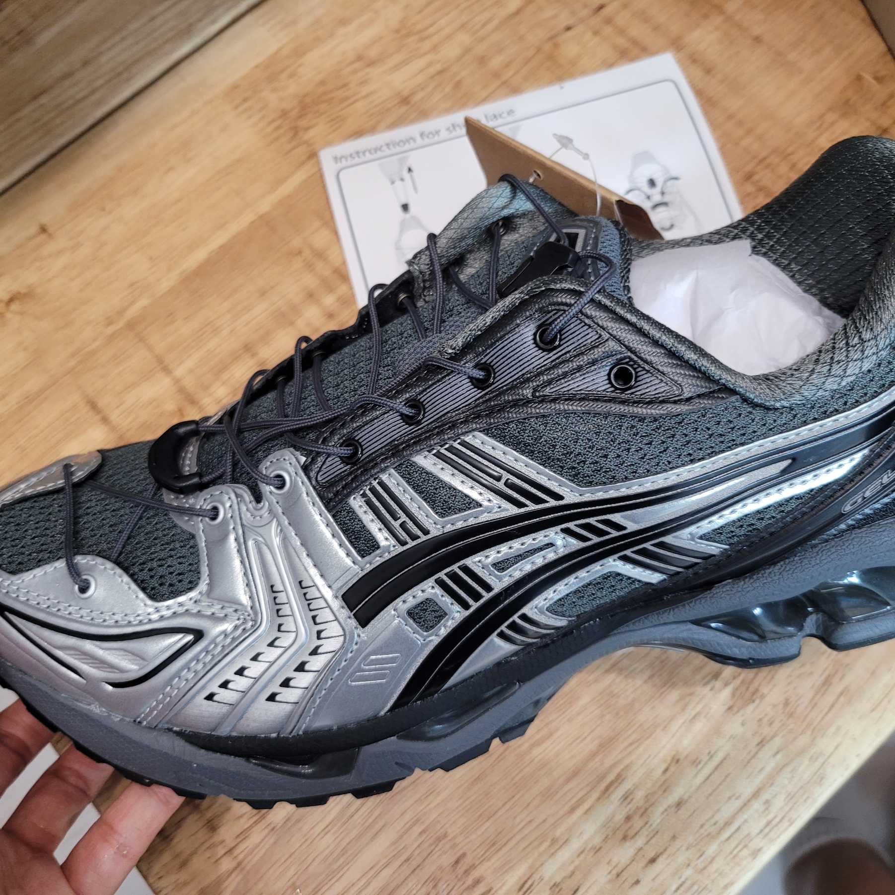Asics x Unaffected Gel-Kayano 14 Silver Moon 착용 스타일 - 3