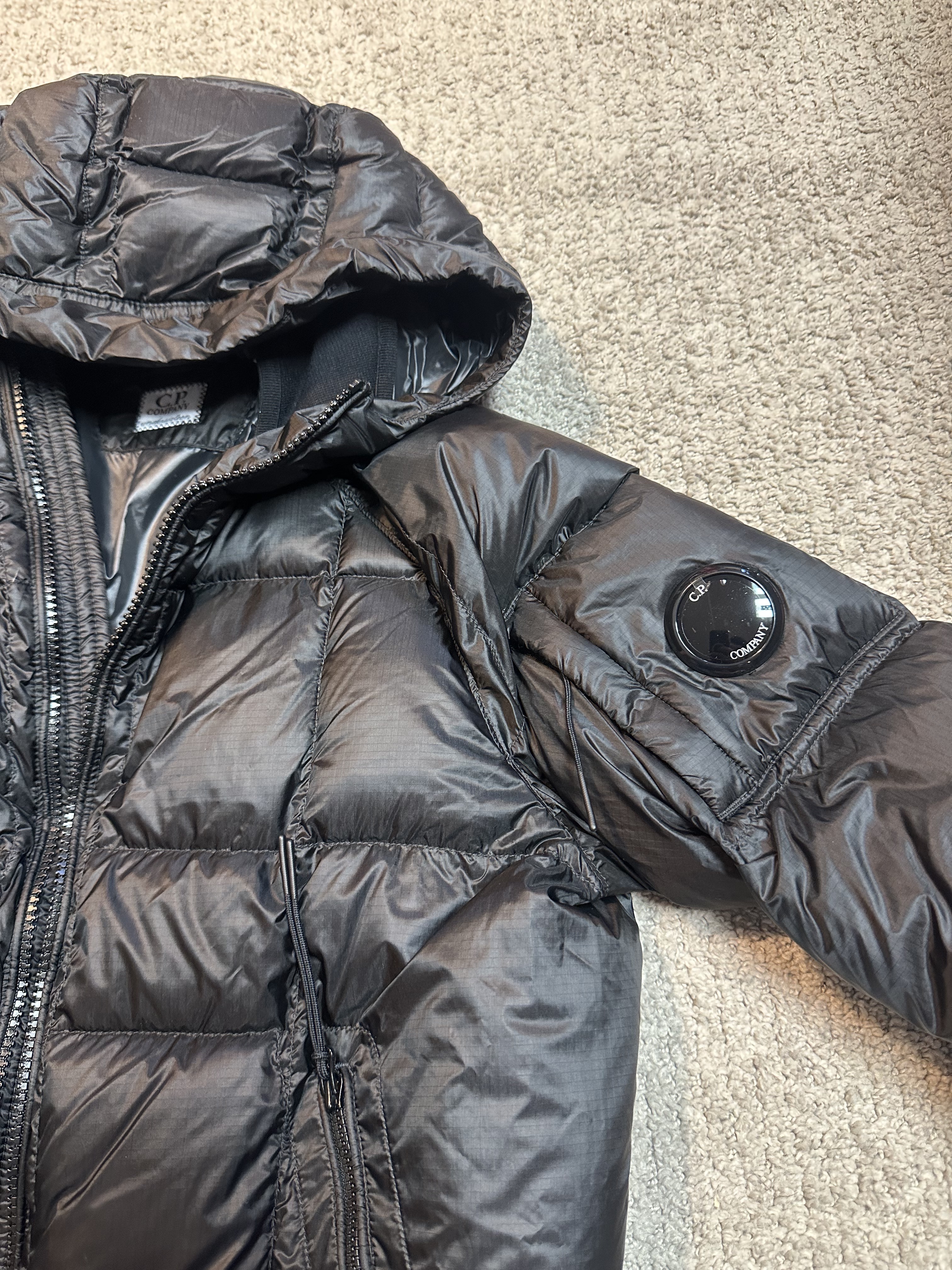 C.P. Company DD Shell Hooded Down Jacket Black - 22FW 착용 스타일 - 4