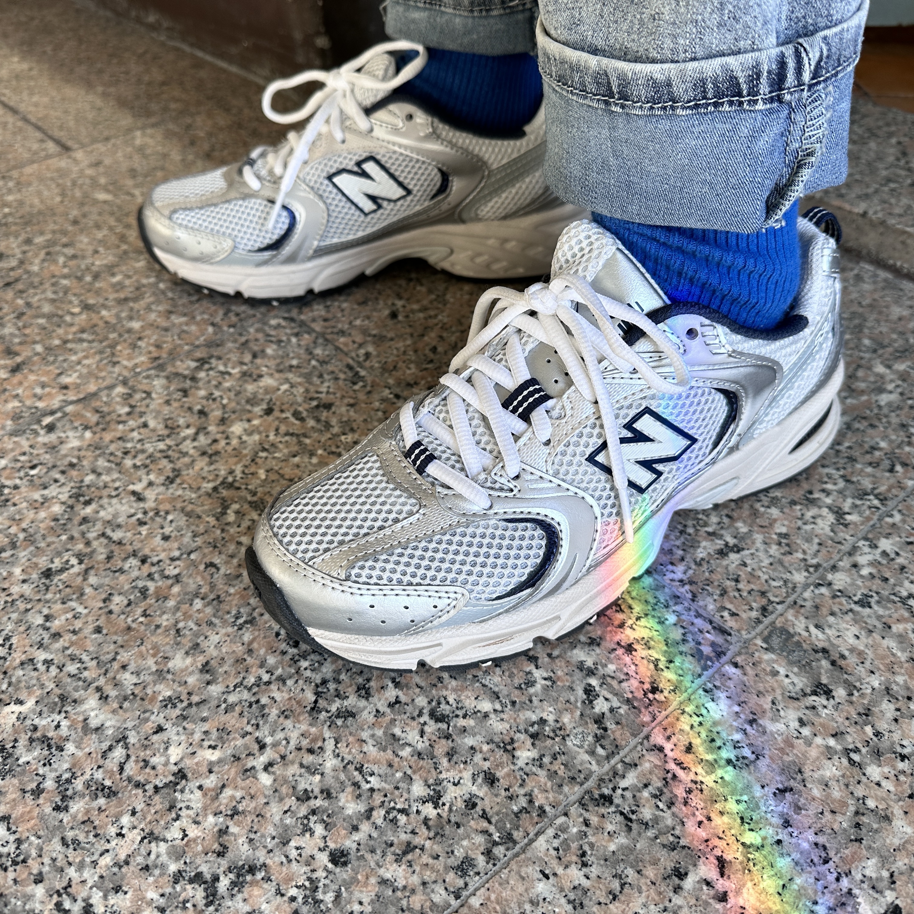 New Balance 530 Steel Grey 착용 스타일