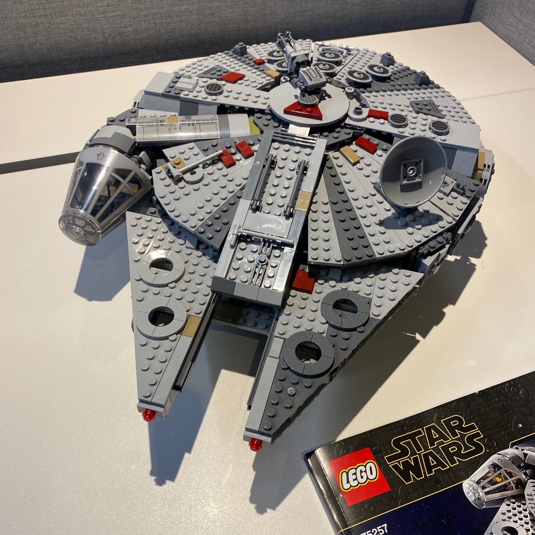 Lego Star Wars Millennium Falcon 착용 스타일