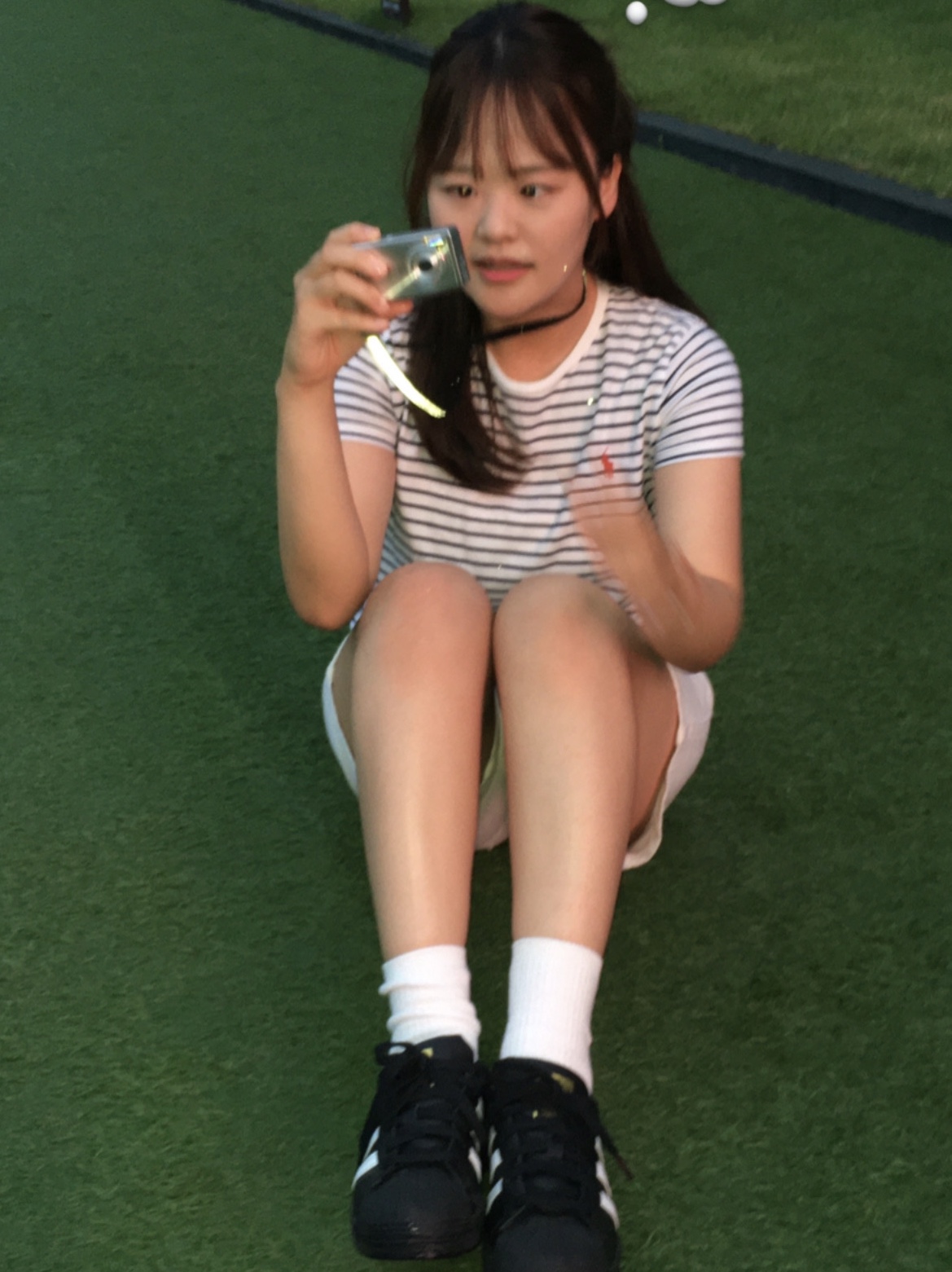 (J) Adidas Superstar Black White 착용 스타일