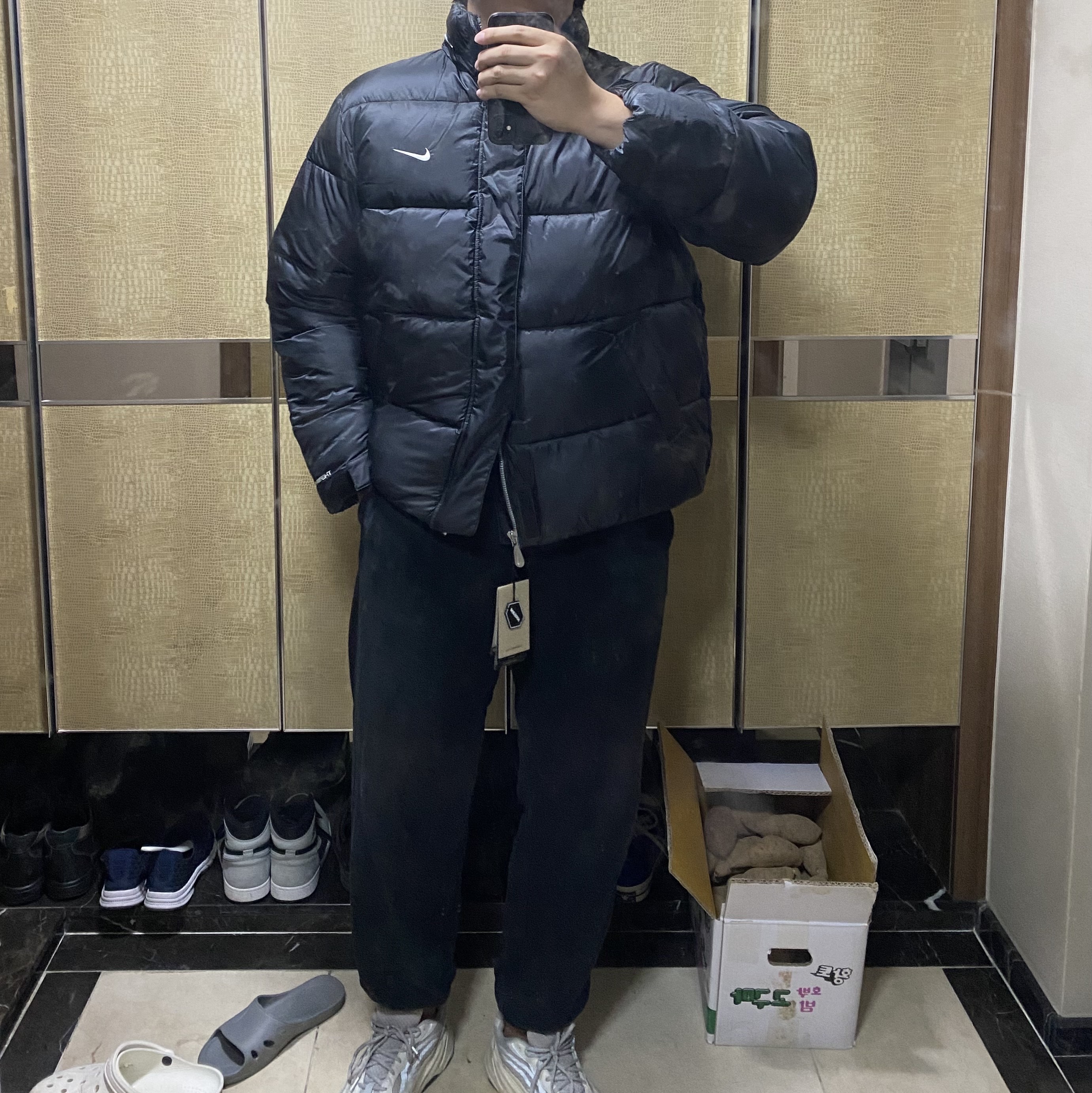 Nike Life Therma-Fit Puffer Jacket Black - Asia 착용 스타일