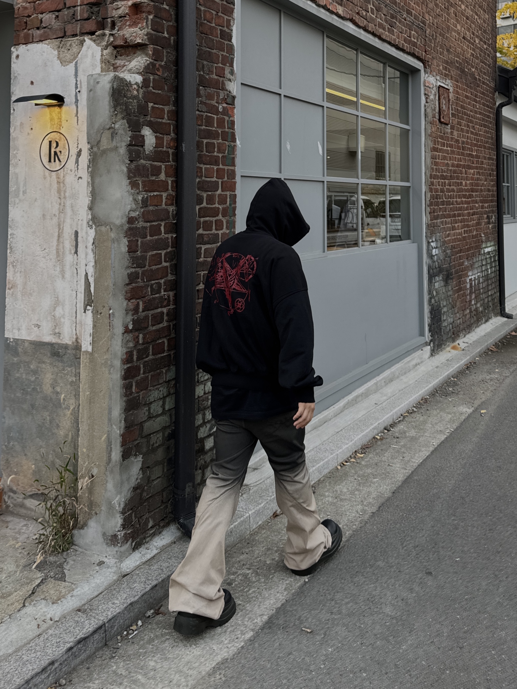 Undermycar x Emostanceclub Deremo Double Logo Oversized Hoodie Toreador - 23FW 착용 스타일