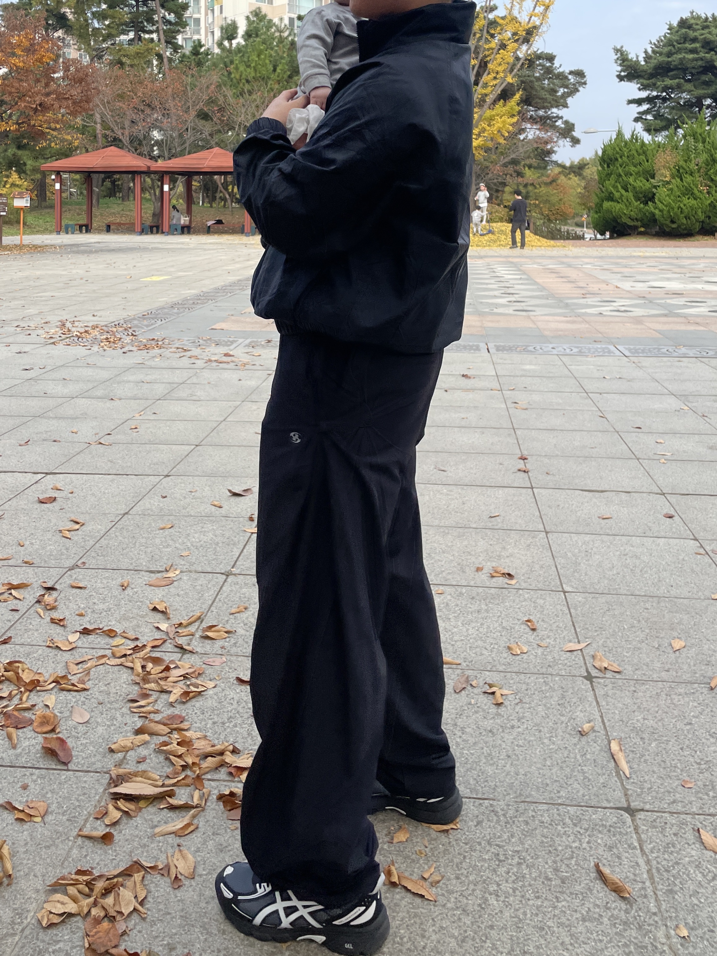 Sansan Gear Side Snap Pants V2 Black - 23FW, Asics Gel-Venture 6 Carrier Grey 착용 스타일