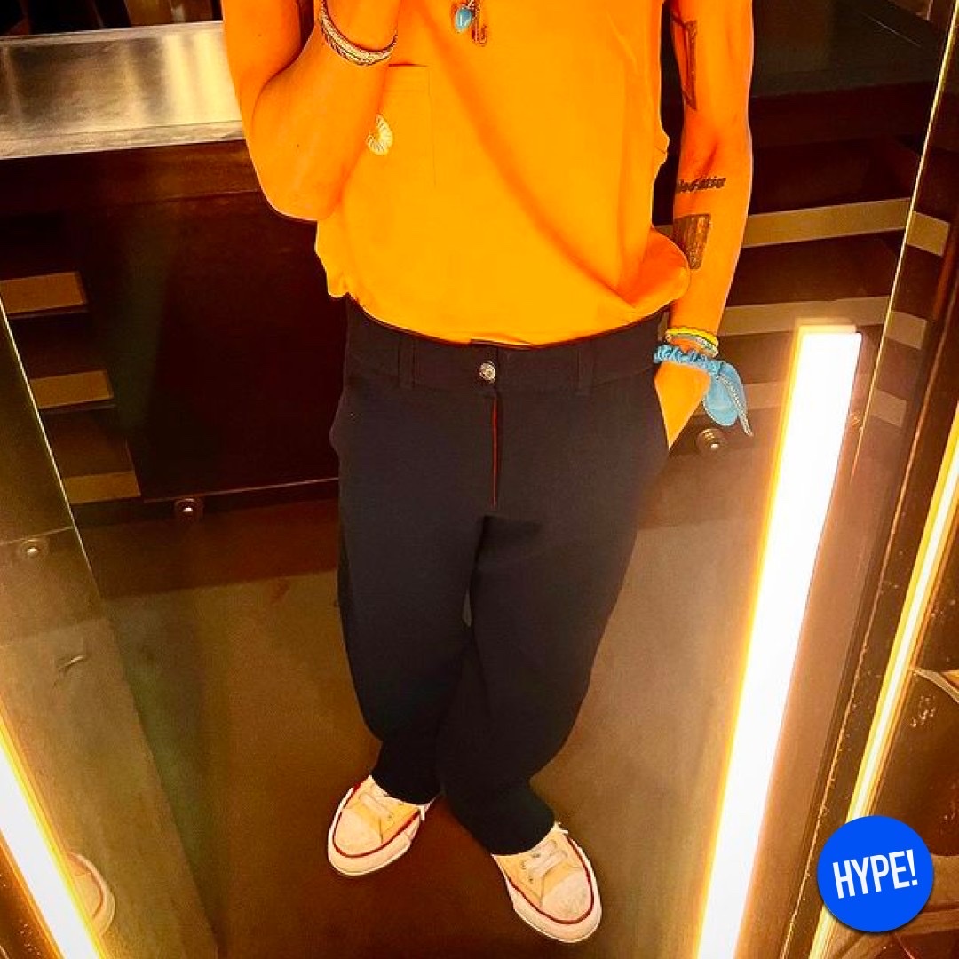 (W) Sacai x Carhartt WIP Canvas MA-1 Jacket Detroit Light Blue, Maison Mihara Yasuhiro Peterson OG Sole Canvas Low-top Sneakers Natural 착용 스타일 - 4