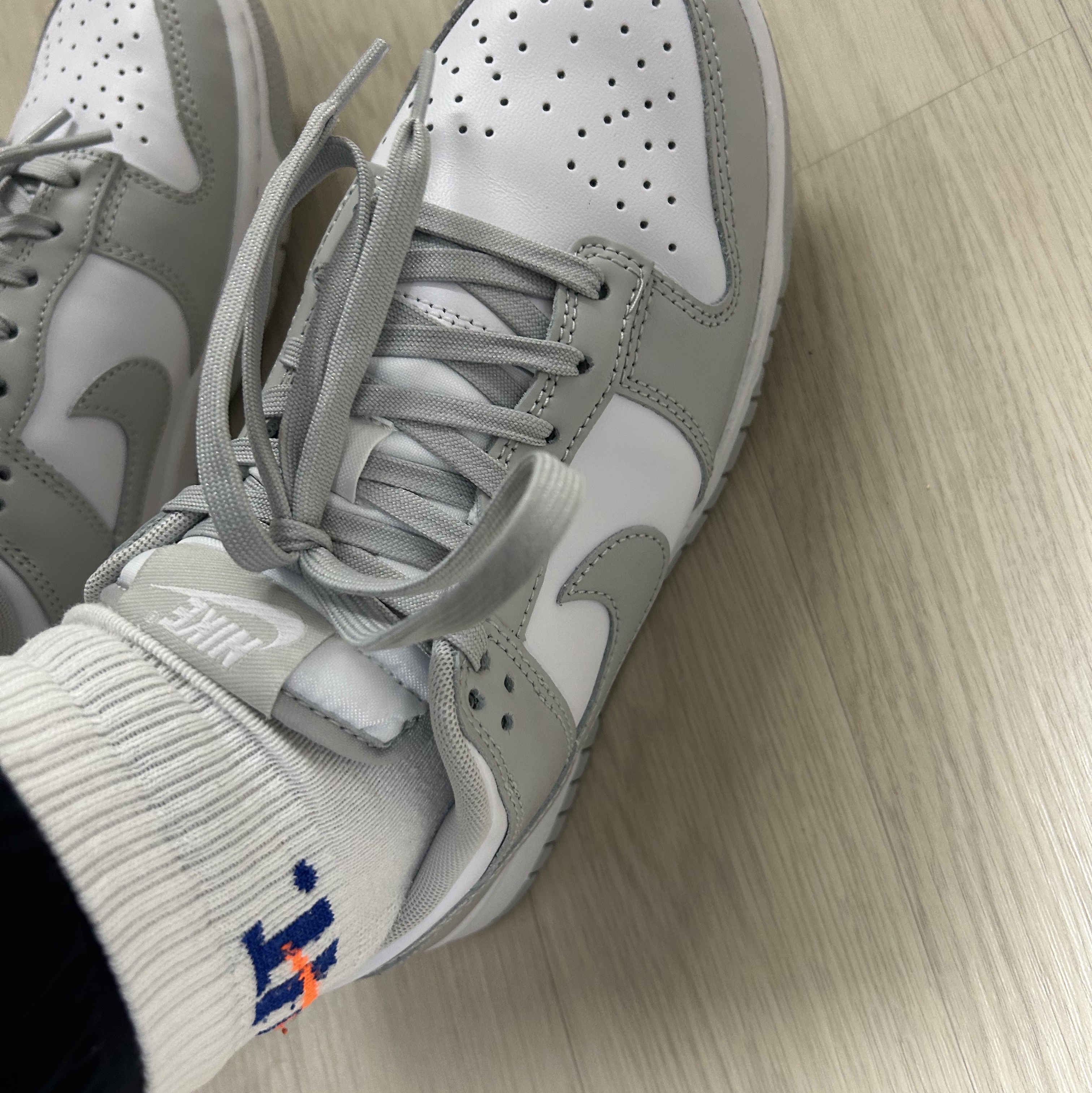 Nike Dunk Low Retro Grey Fog 착용 스타일