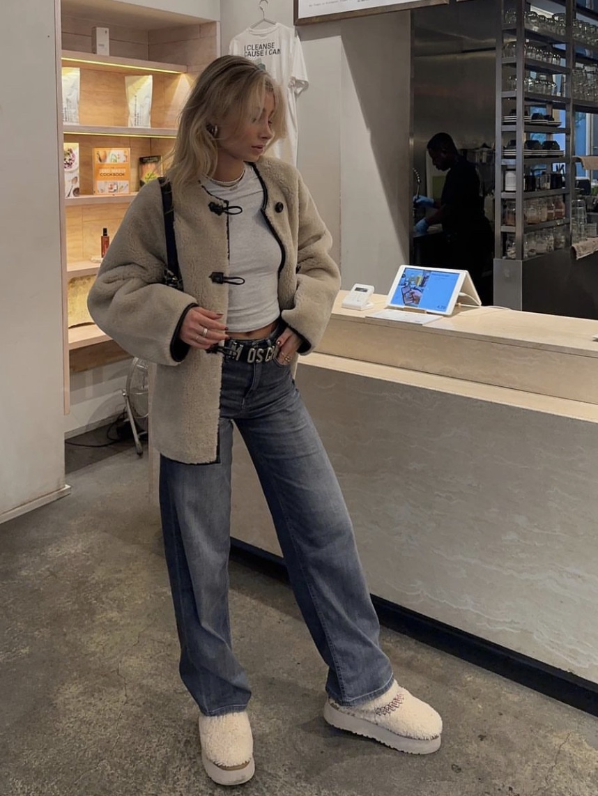 (W) UGG Tazz Braid Natural 착용 스타일