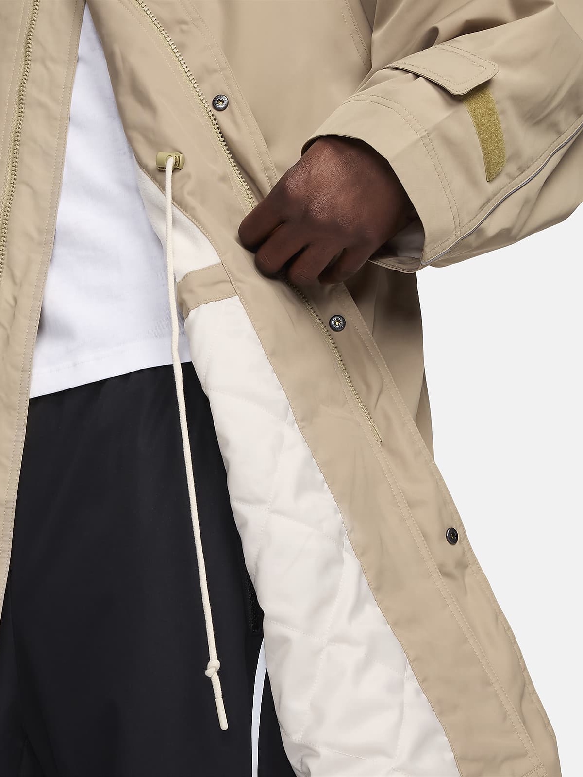 Nike x Drake Nocta Basketball Sideline Jacket Khaki (DV3647-248) 착용 스타일 - 6