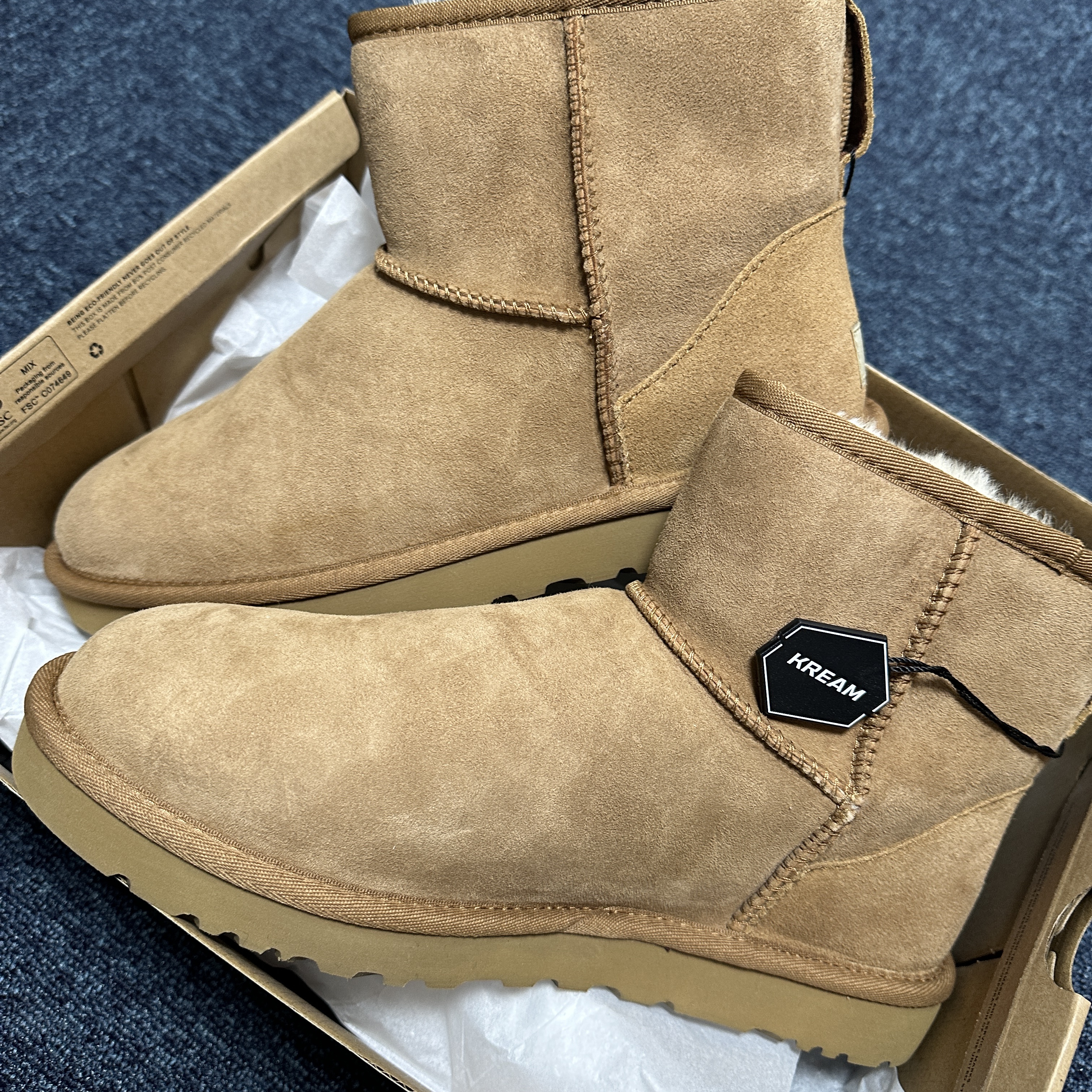 UGG Classic Mini Boots Chestnut 착용 스타일 - 2