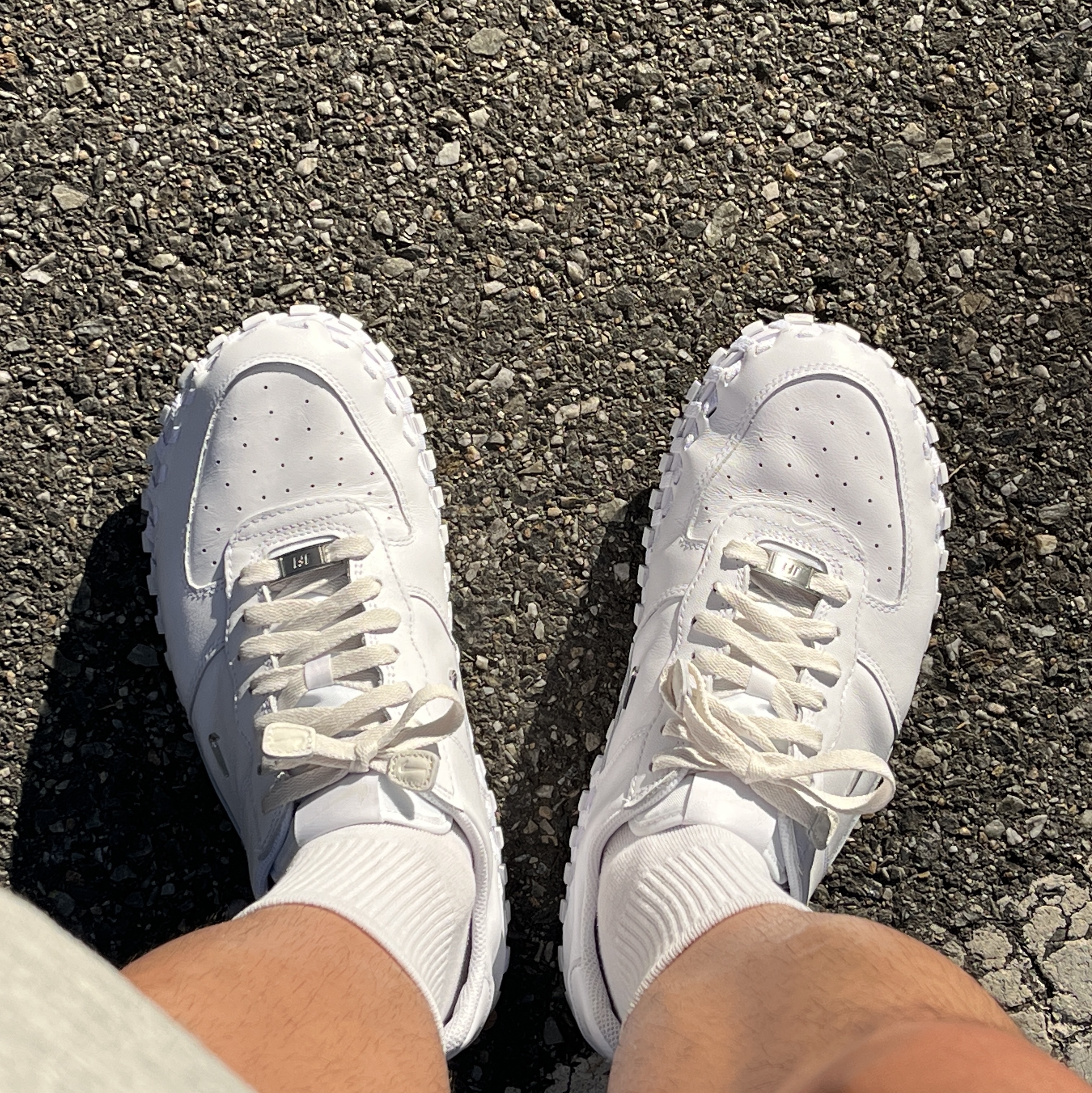 Nike x Jacquemus J Force 1 Low LX SP White 착용 스타일 - 2