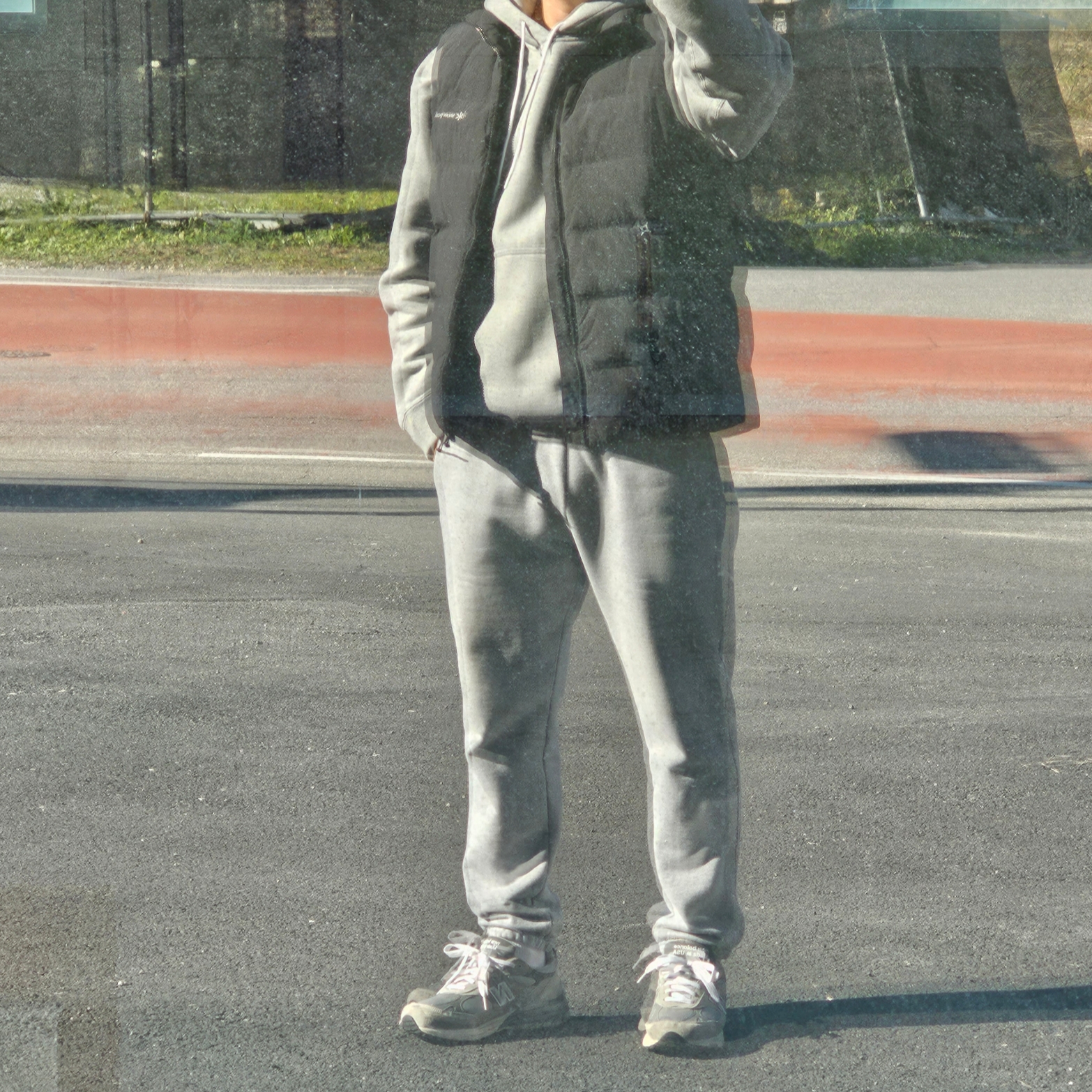 Nike NRG Solo Swoosh Fleece Hoodie Dark Grey Heather - US/EU 착용 스타일 - 2
