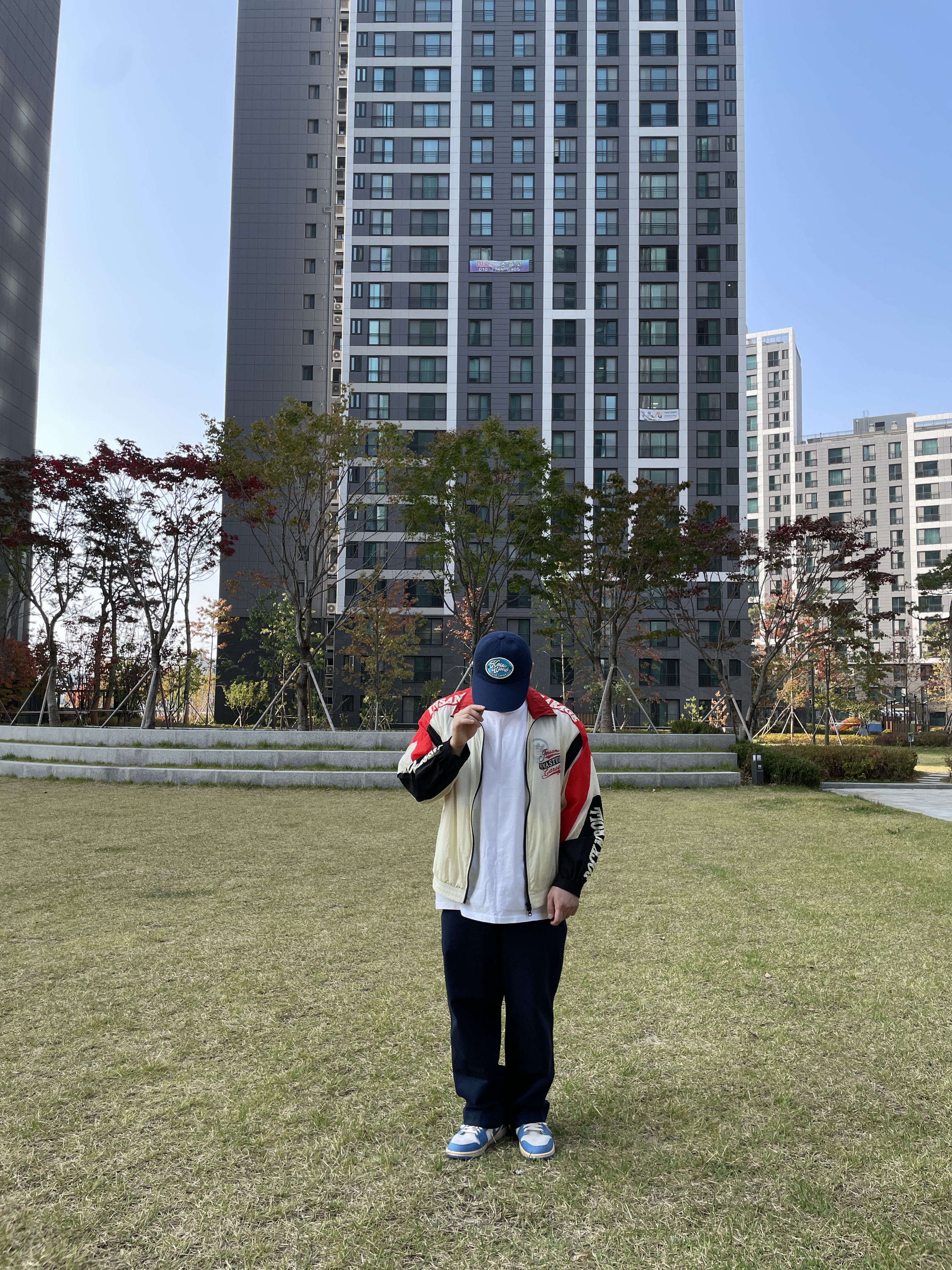 Jordan 1 Low SE Tokyo 96 착용 스타일 - 3