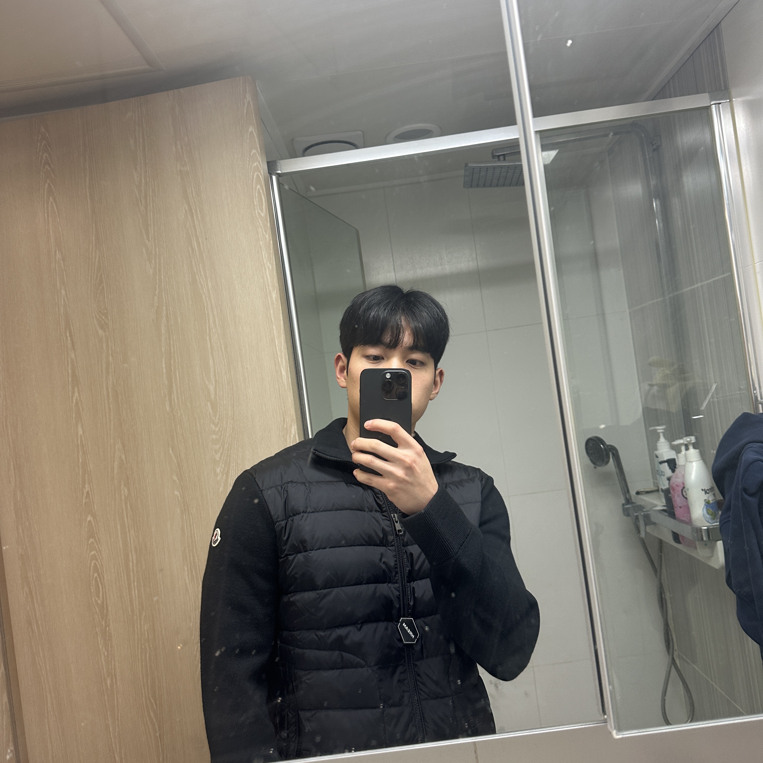 Moncler Padded Wool Cardigan Black - 23FW 착용 스타일 - 1