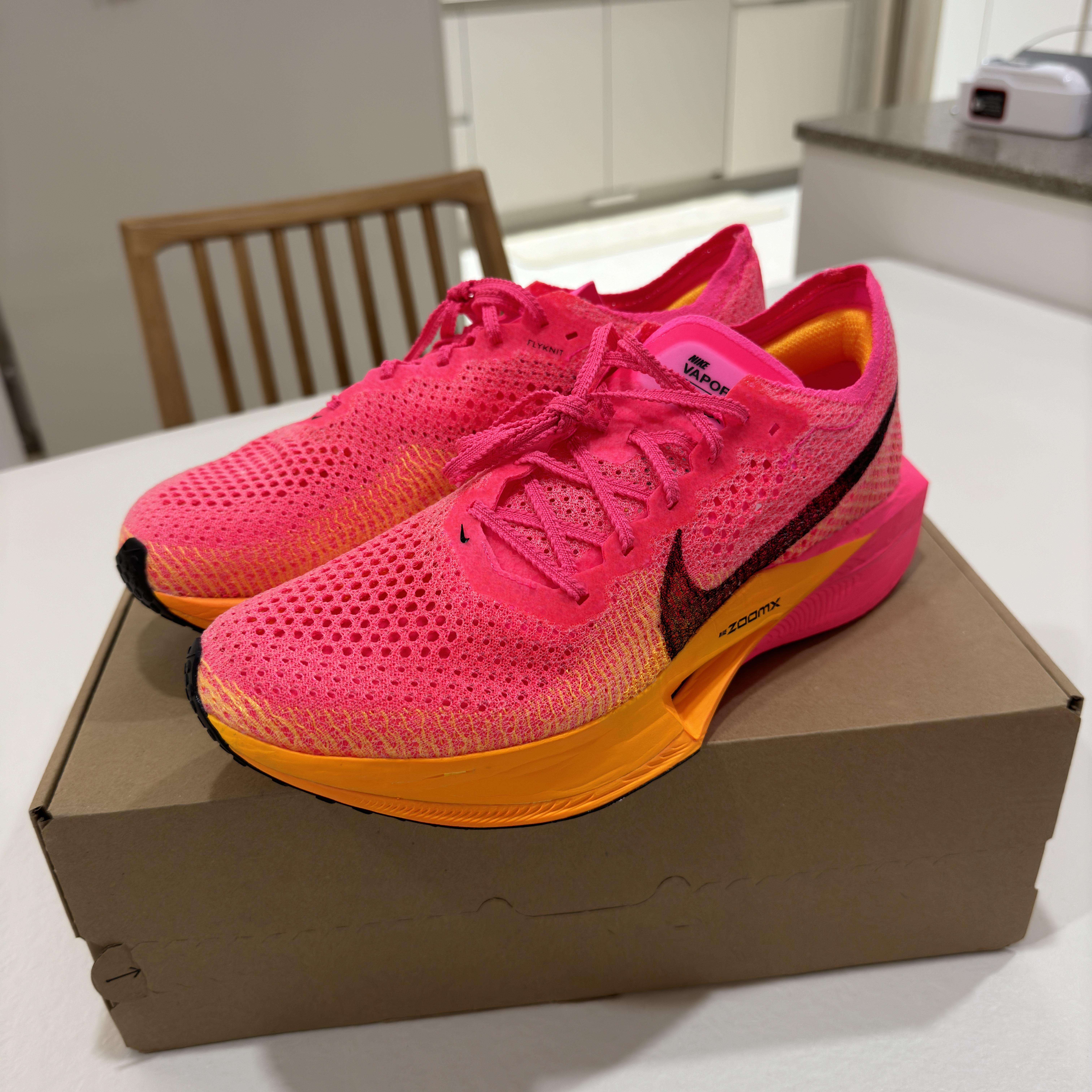 Nike ZoomX Vaporfly Next% 3 Hyper Pink 착용 스타일 - 1