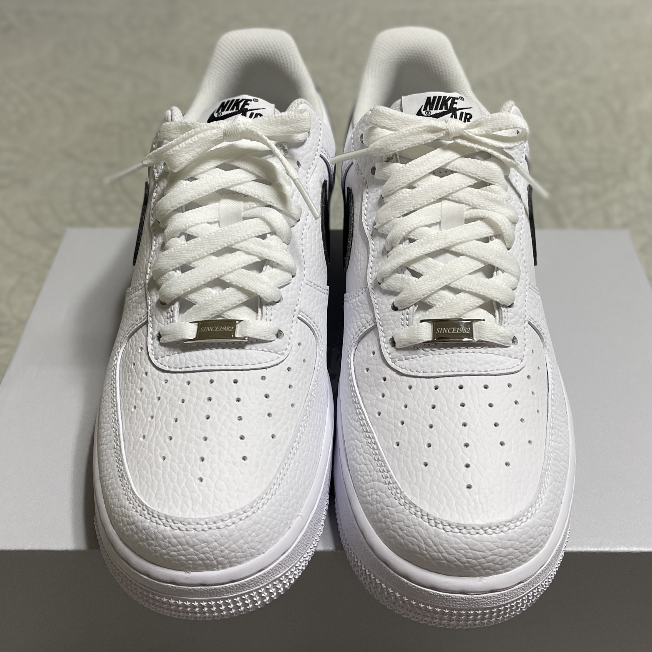 Nike Air Force 1 '07 White Black 착용 스타일 - 3