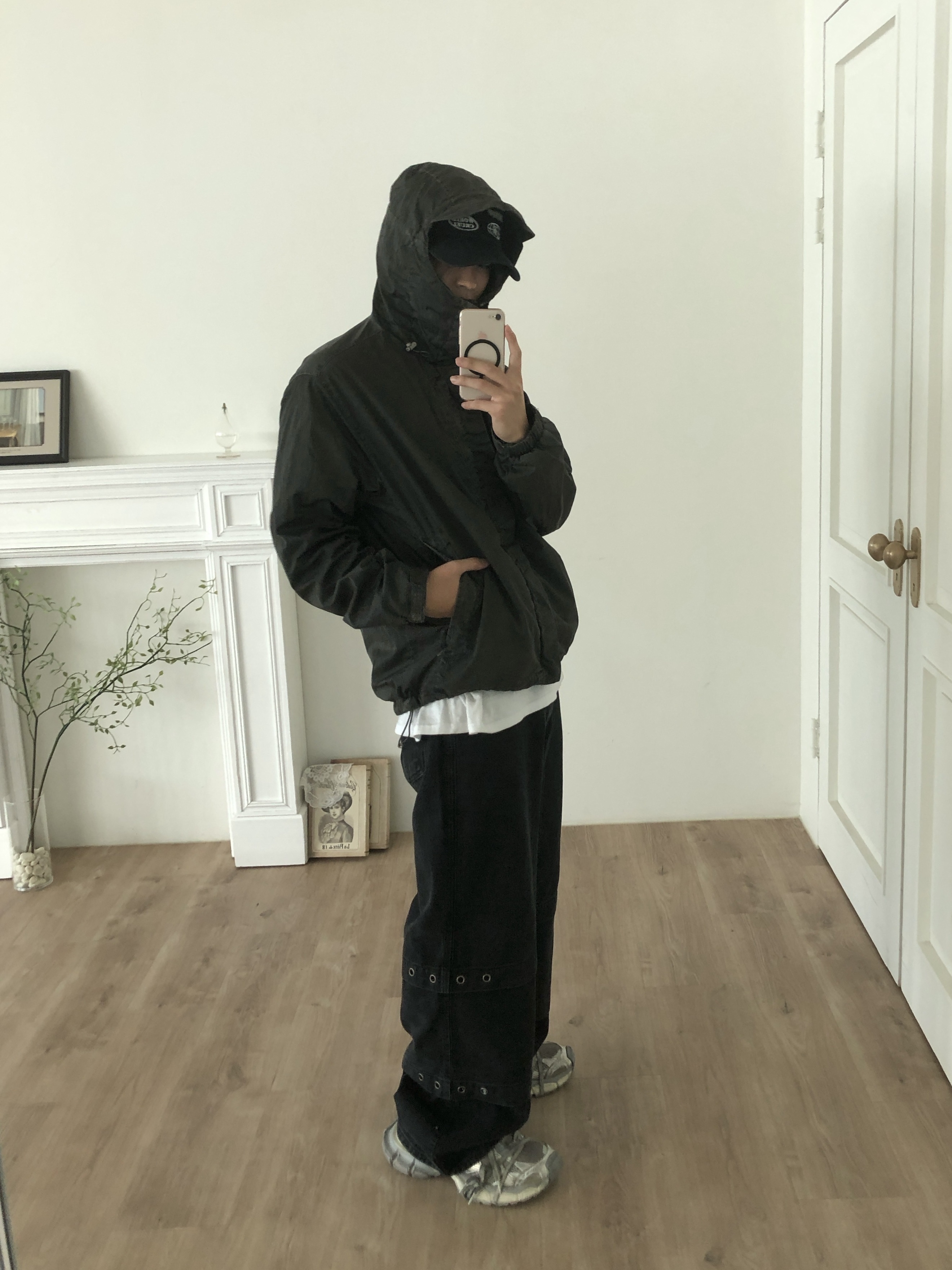 Balenciaga 3XL Sneakers Light Beige 착용 스타일 - 3