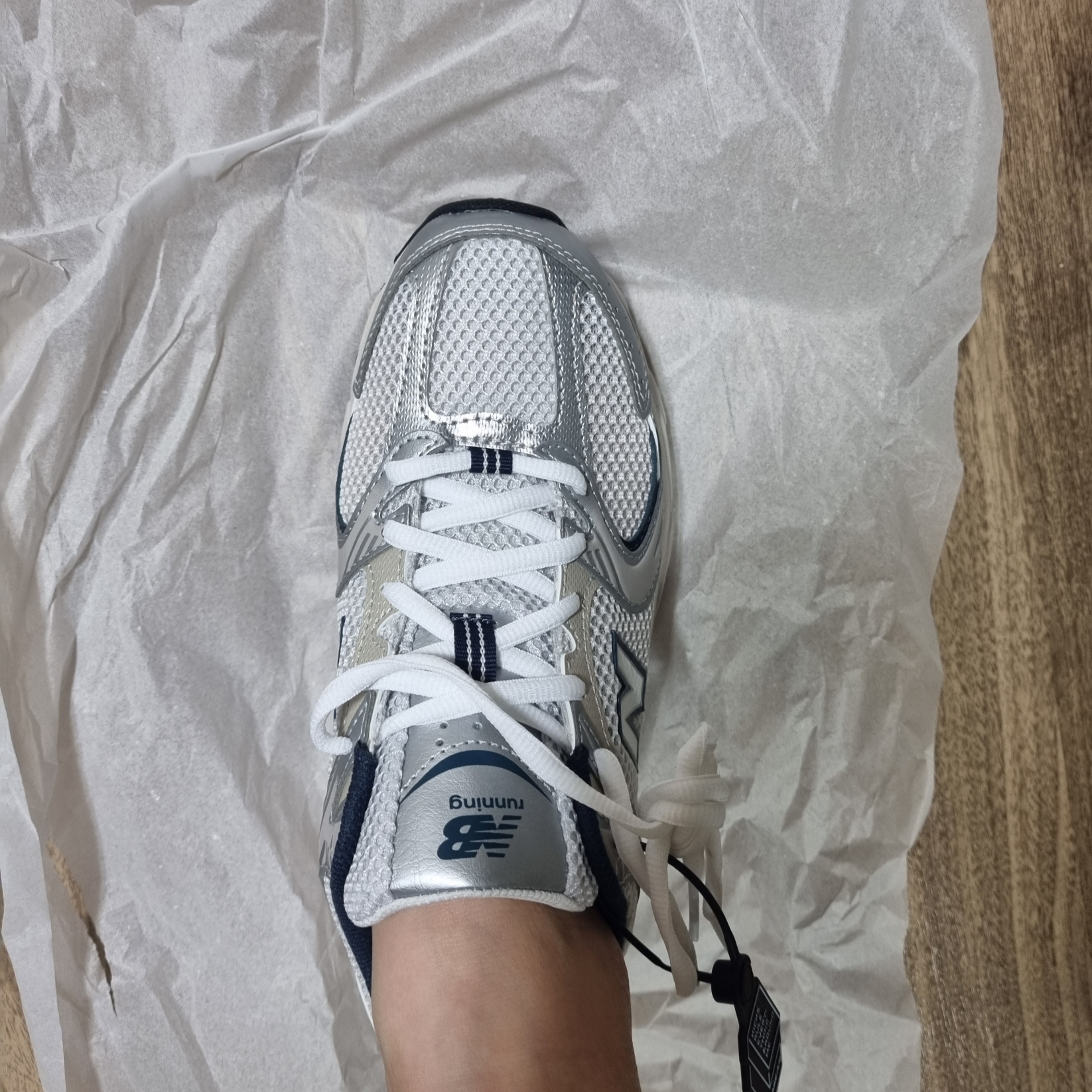New Balance 530 Steel Grey 착용 스타일