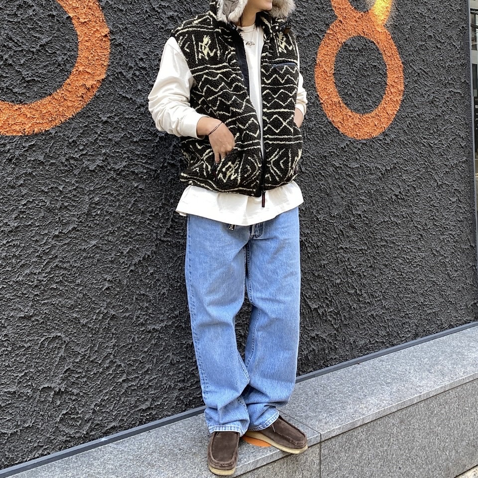 Thisisneverthat x Gramicci Fleece Vest Brown 착용 스타일