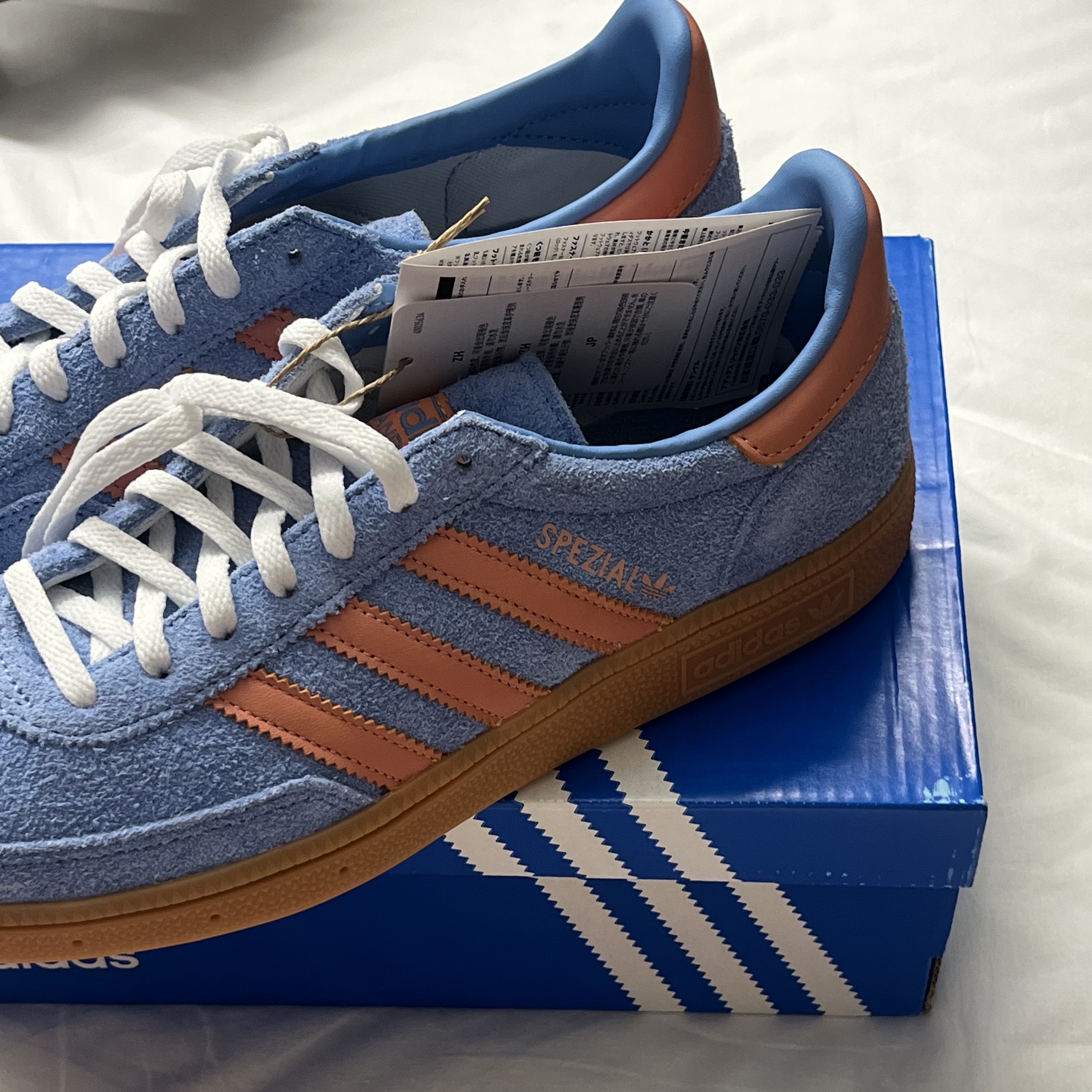 (W) Adidas Spezial Handball Right Blue 착용 스타일