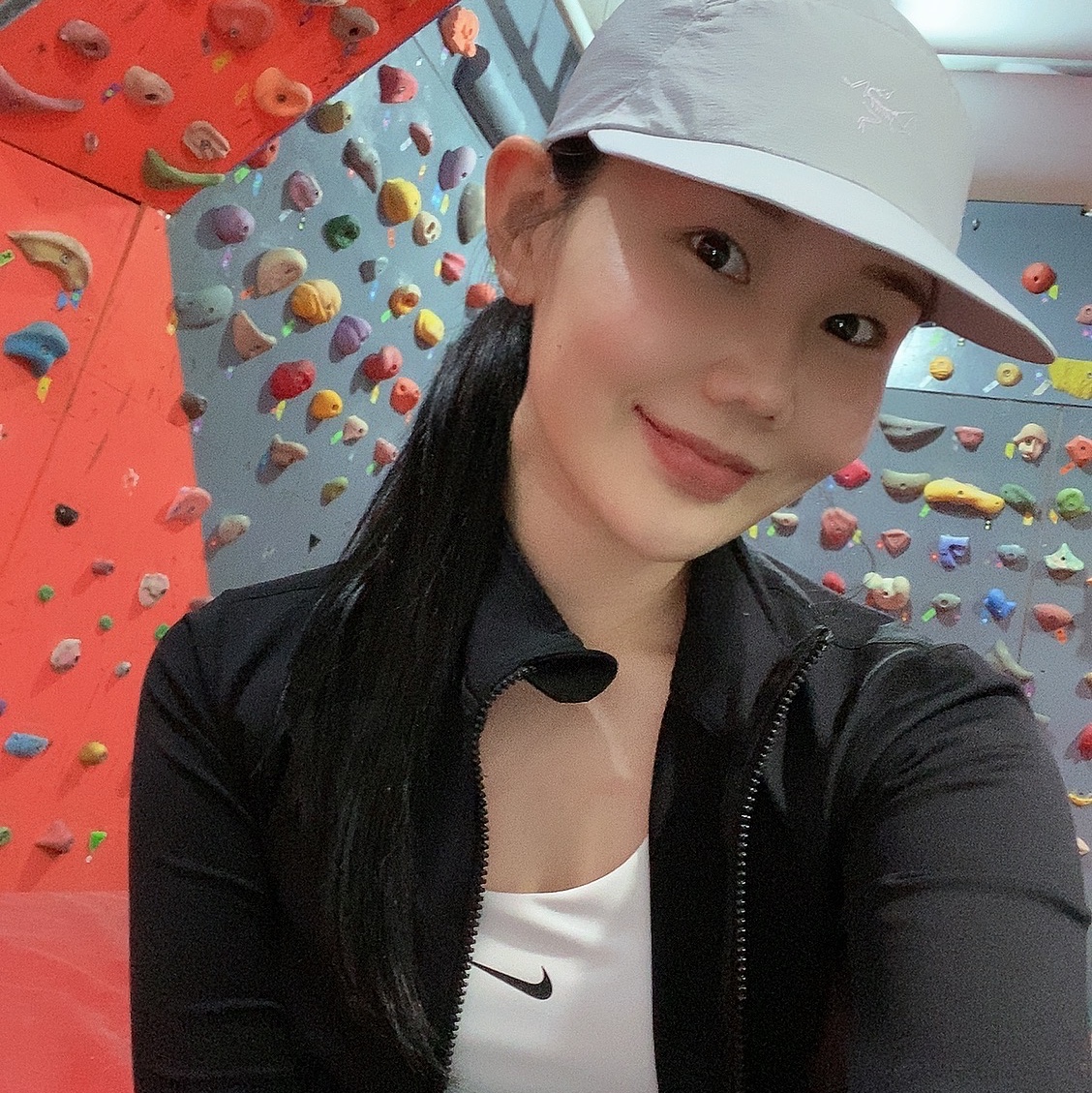 Arc'teryx Norvan Cap Solitude 착용 스타일 - 3