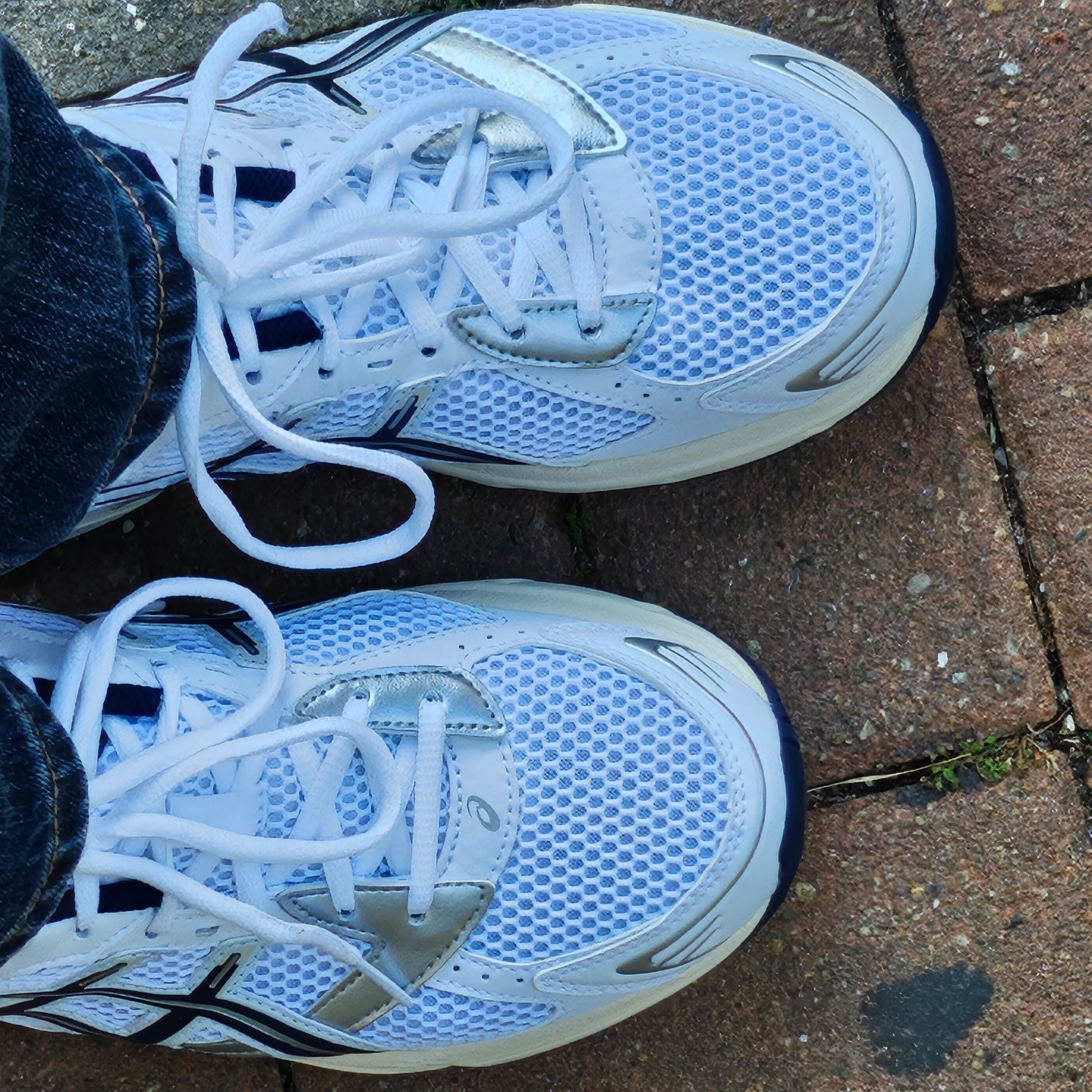 (W) Asics Gel-1130 White Midnight 착용 스타일