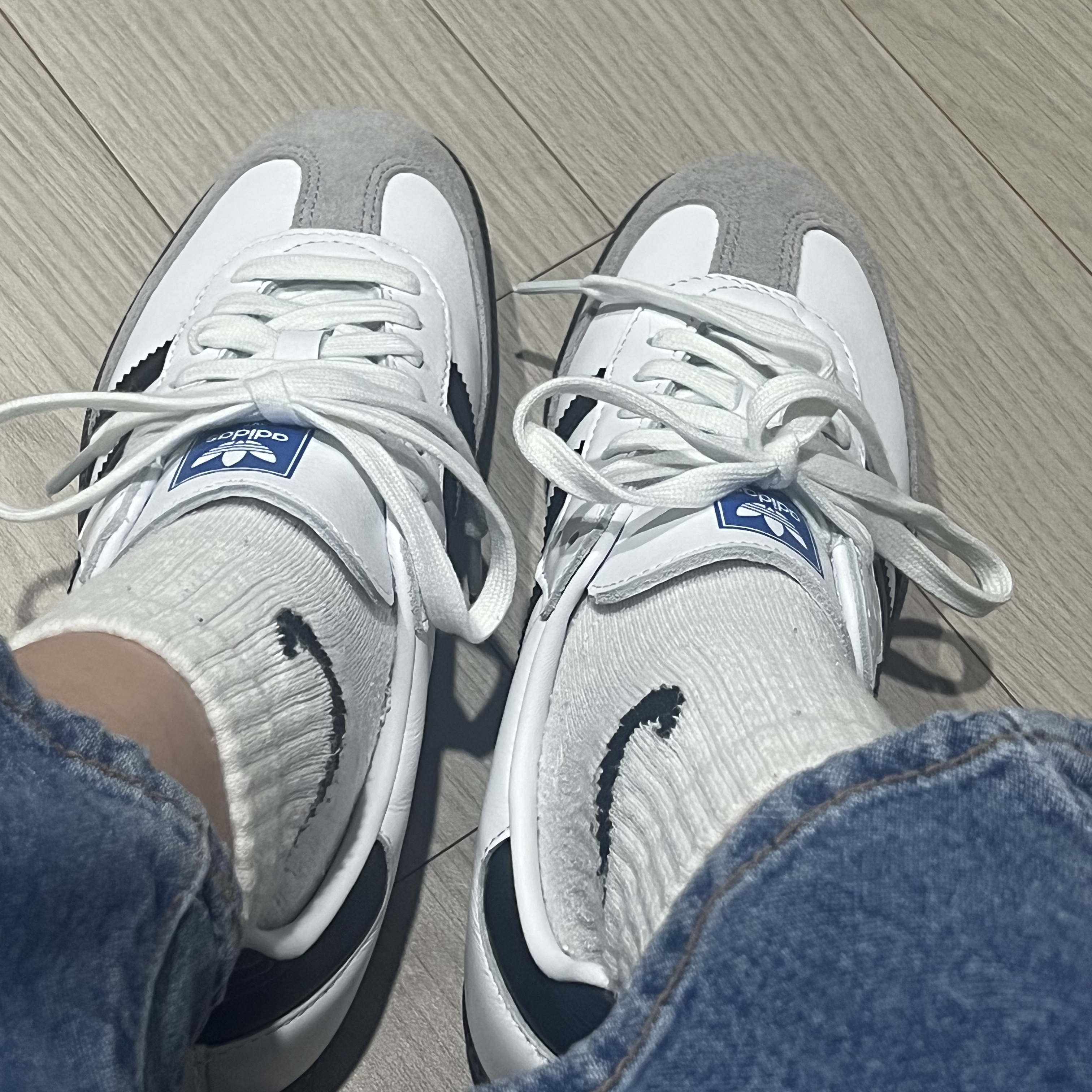 Adidas Samba OG Cloud White 착용 스타일 - 1