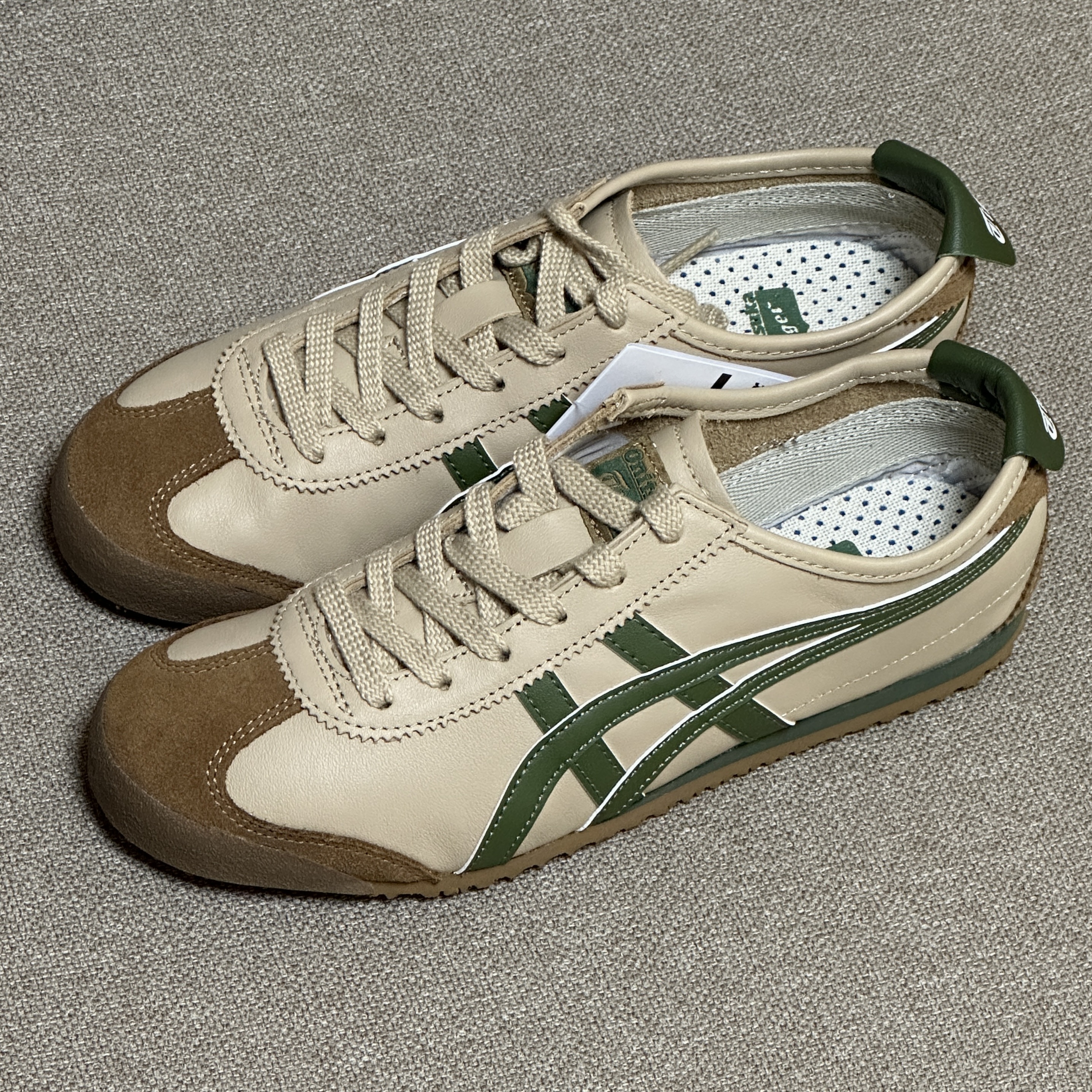 Onitsuka Tiger Mexico 66 Beige Grass Green 착용 스타일